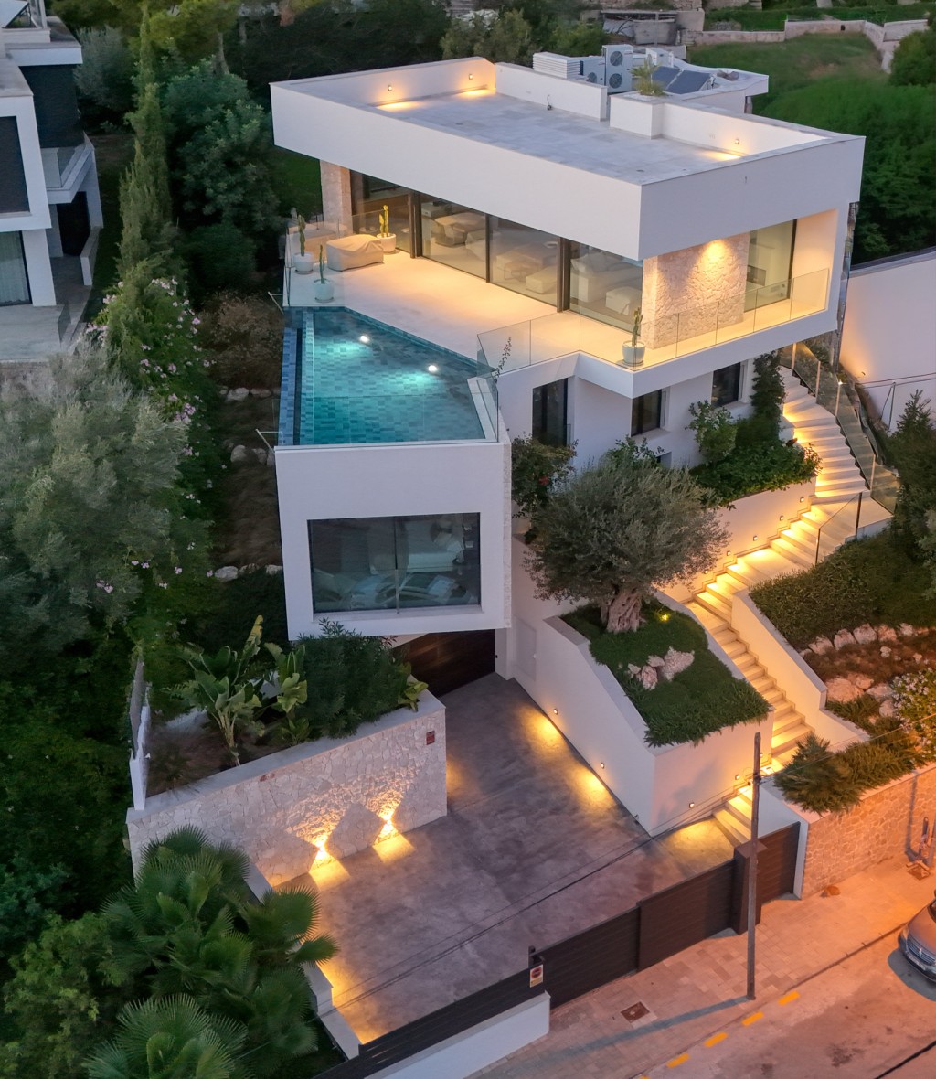 House in Bendinat - view 1