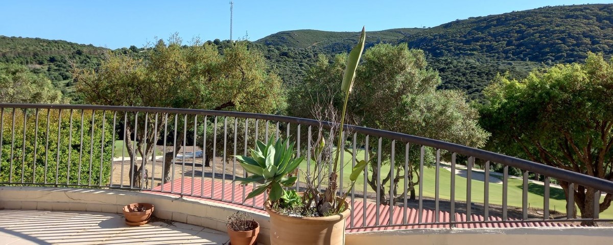 Apartment in San Roque - view 1