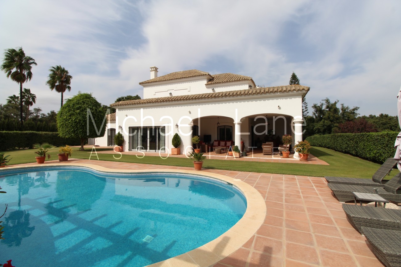House in San Roque - view 1