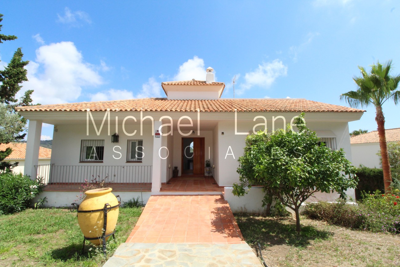 House in San Roque - view 1