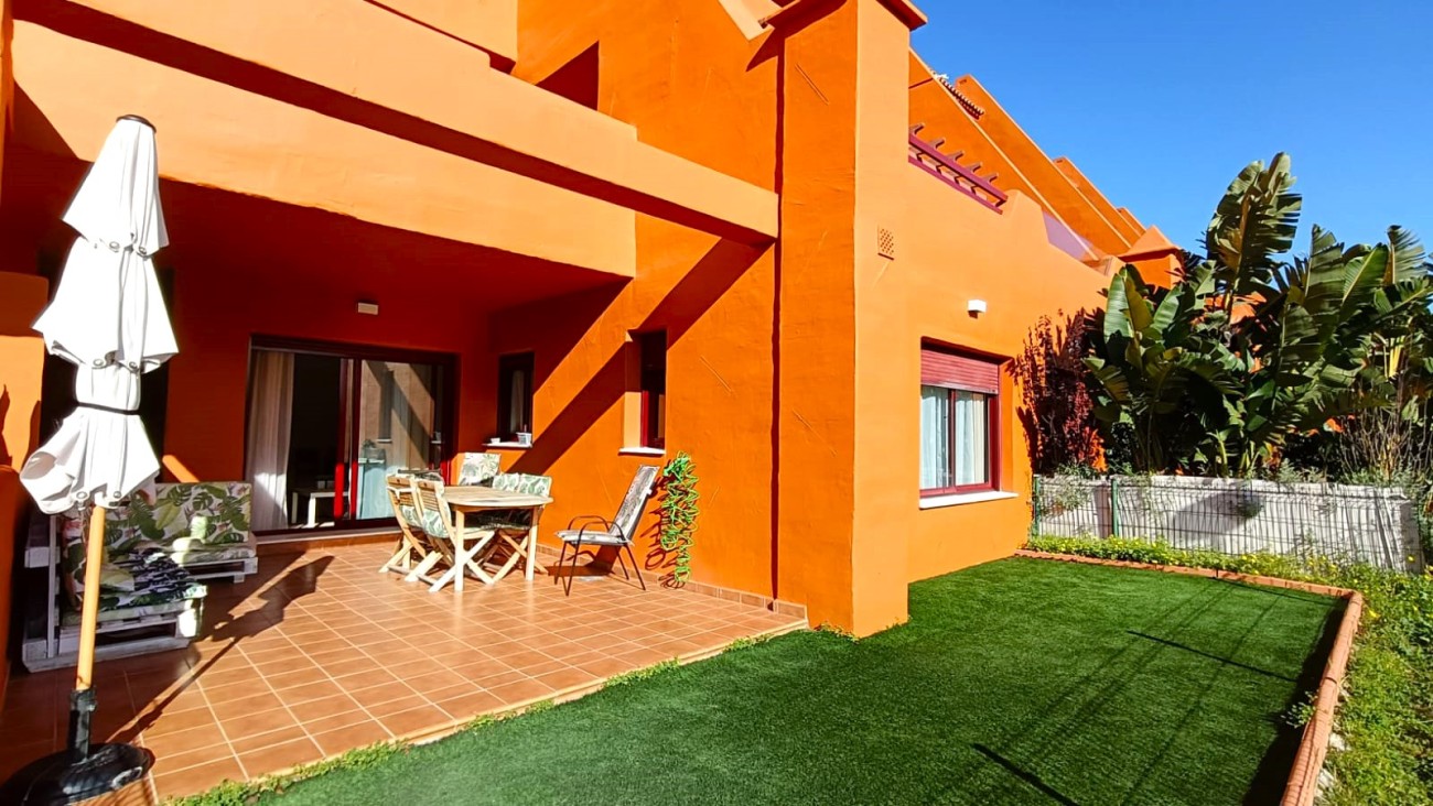 House in La Duquesa - view 1