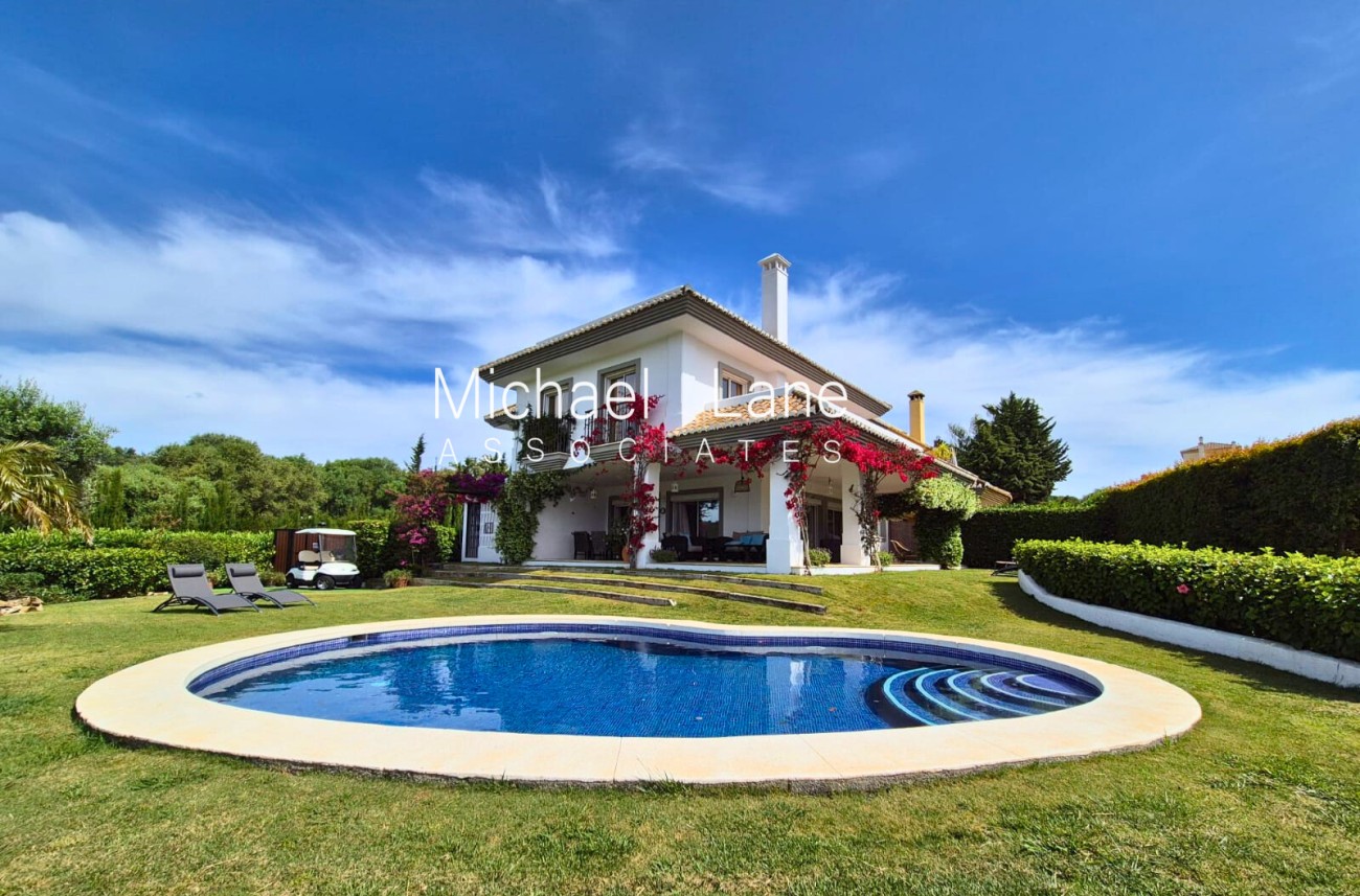 House in San Roque - view 1