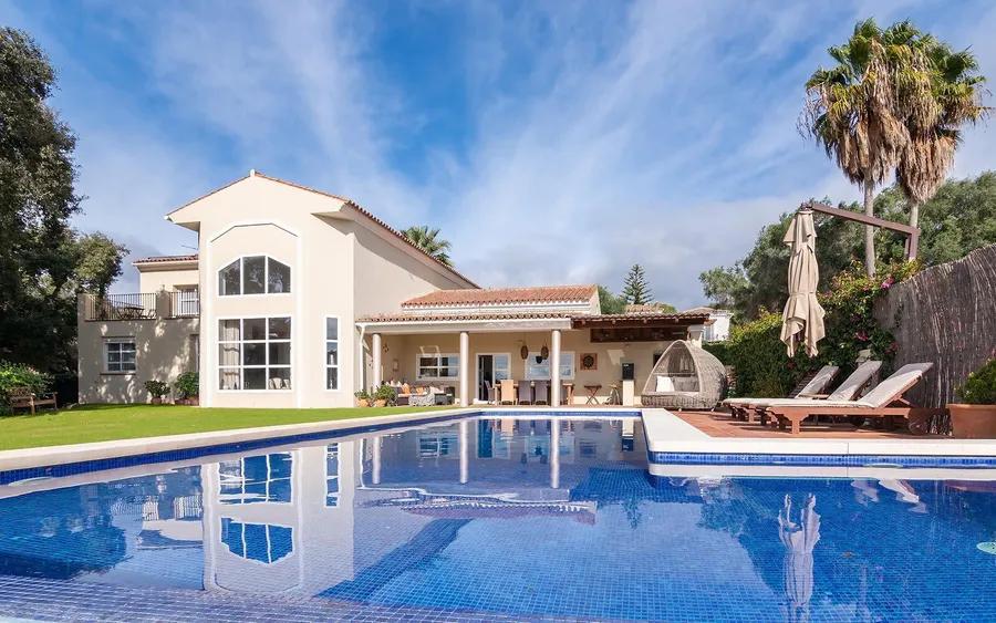 House in San Roque - view 1