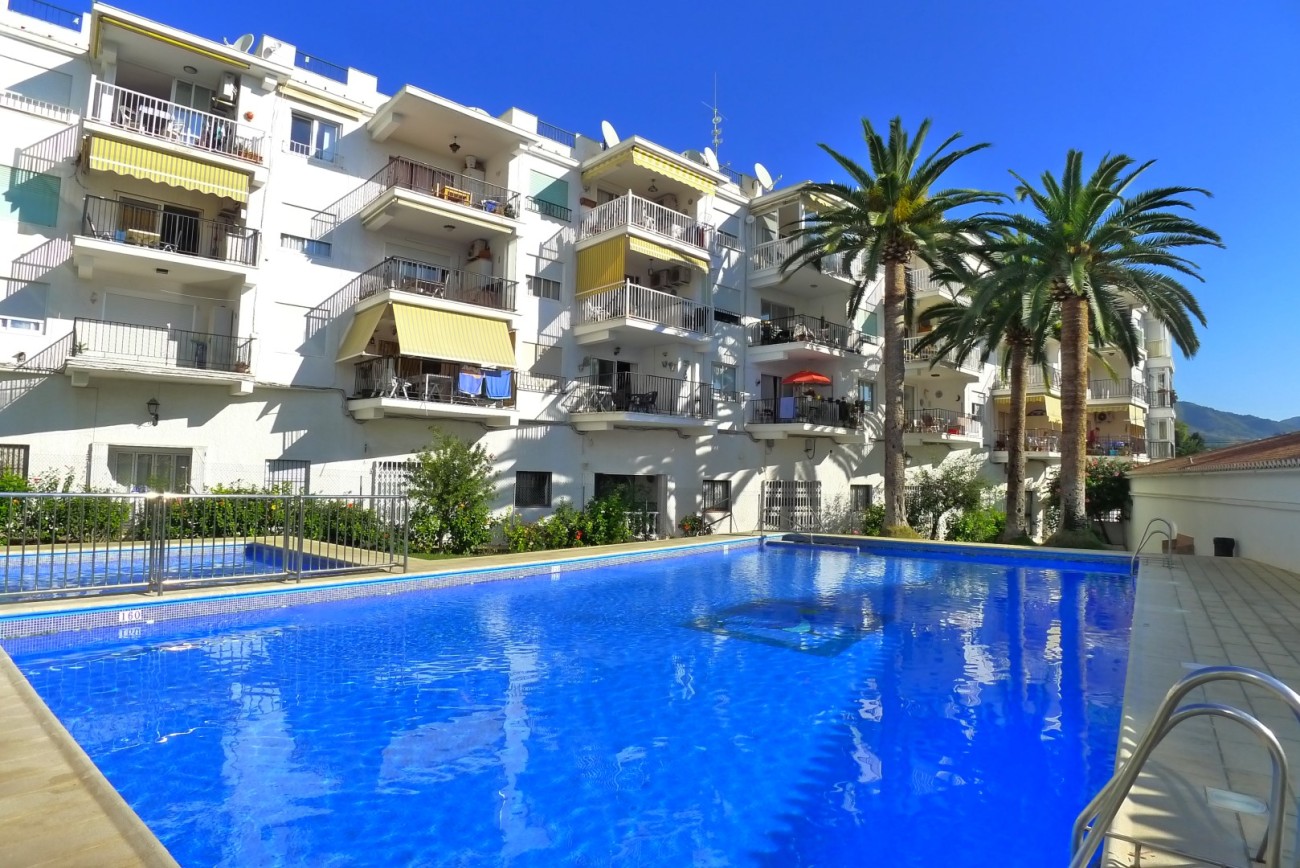 Apartment in Torre del Mar - view 1