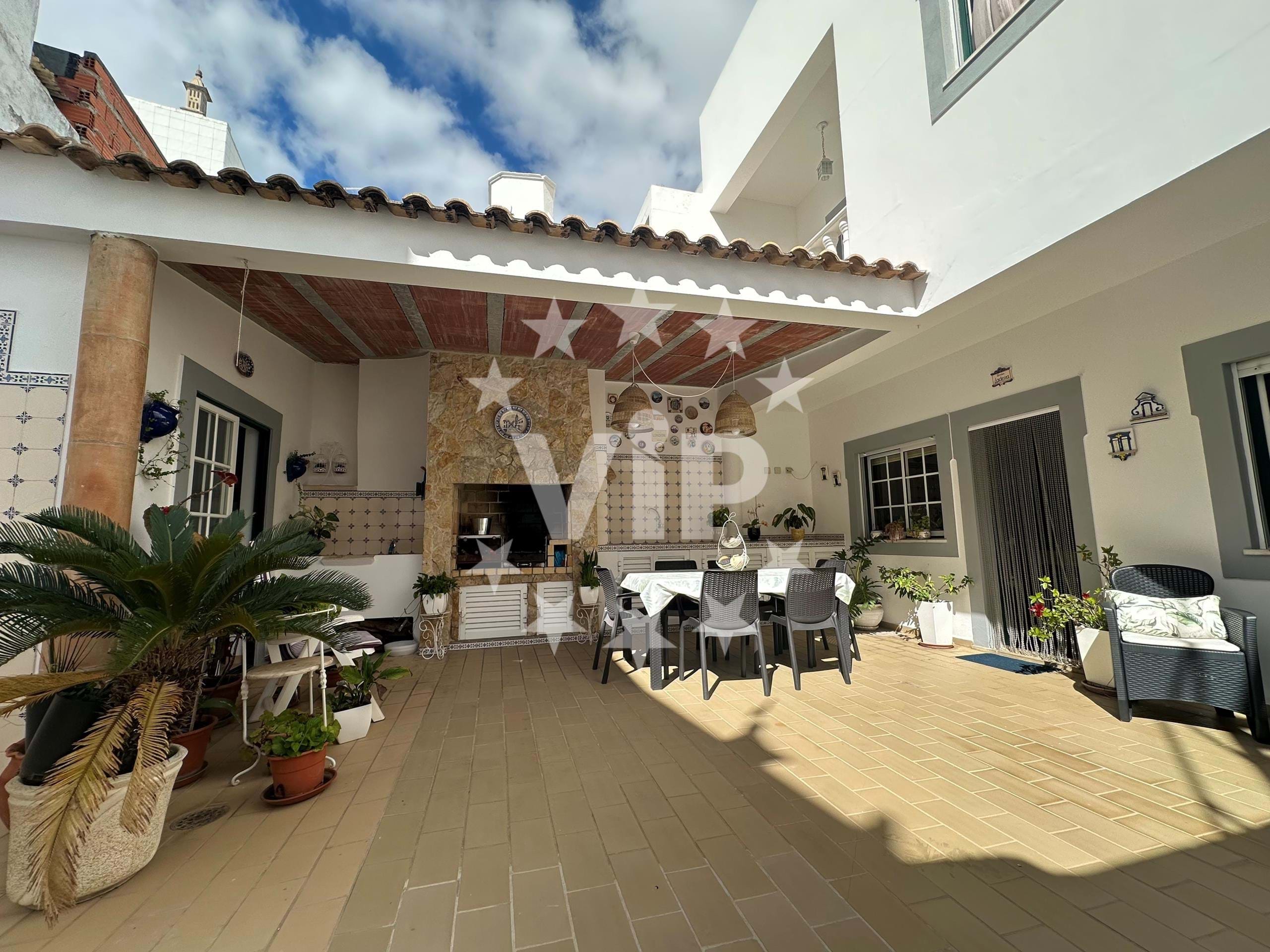 Villa in Silves - view 1