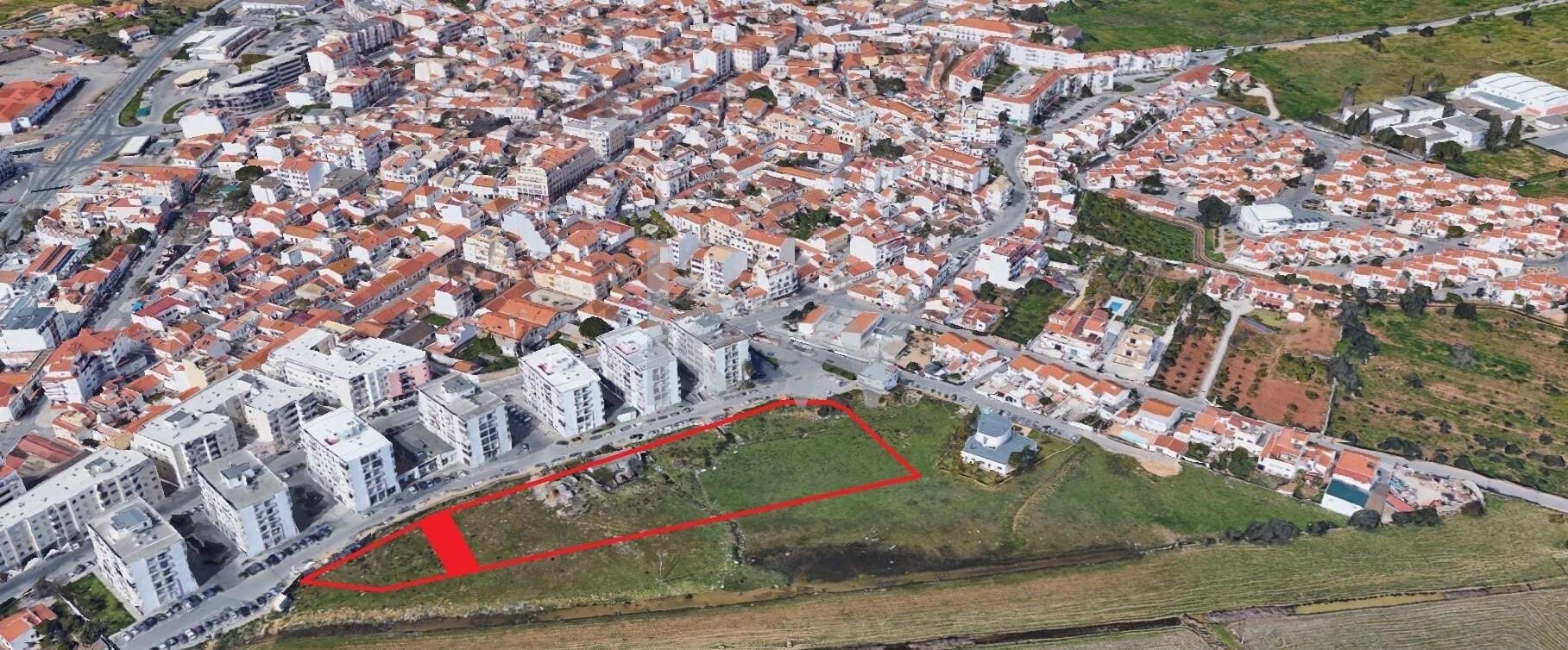 Land in Lagoa - view 1