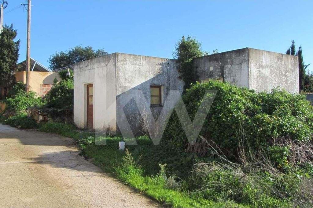 Villa in Loule - view 1