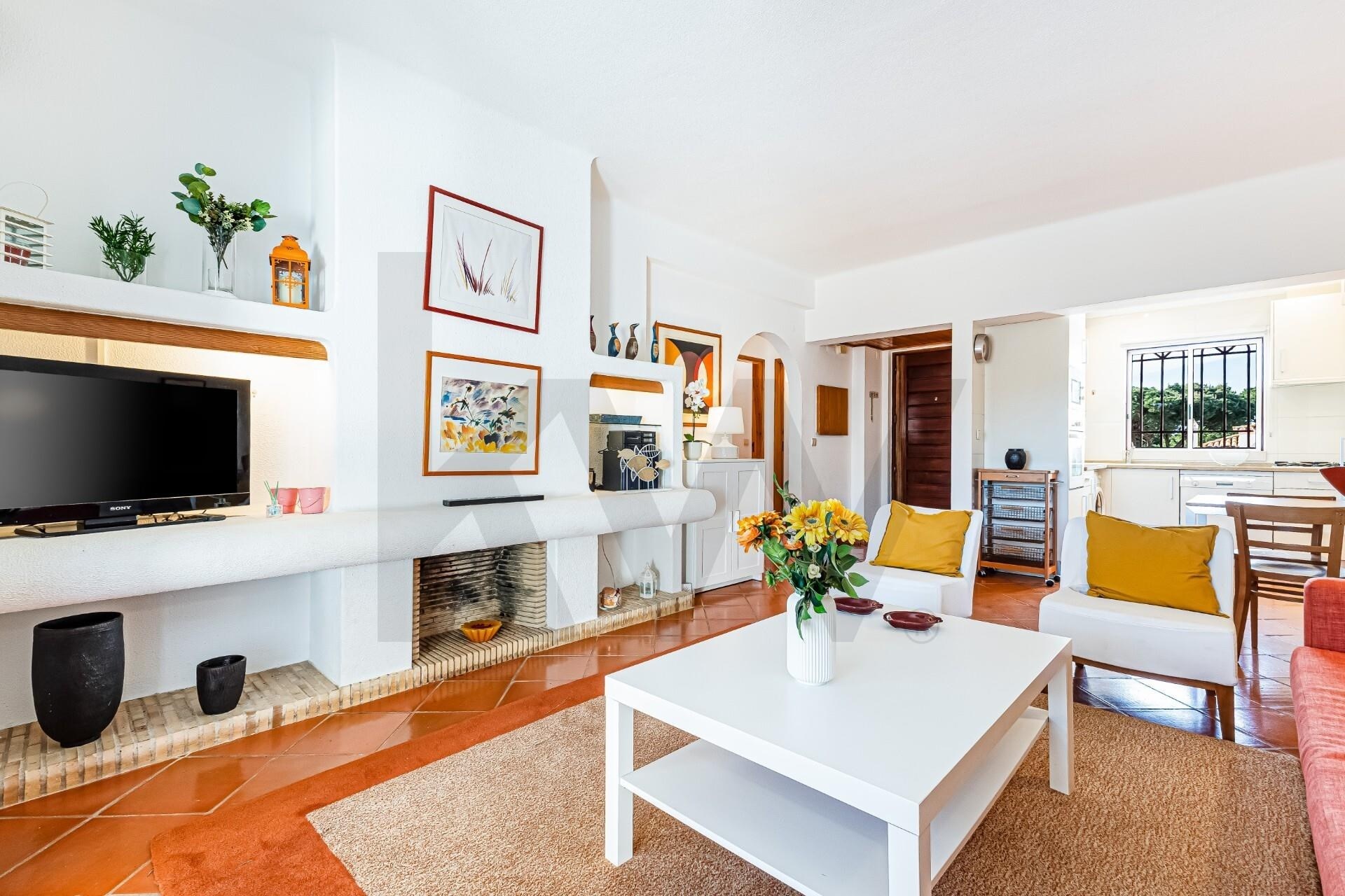 Apartment in Loule - view 1