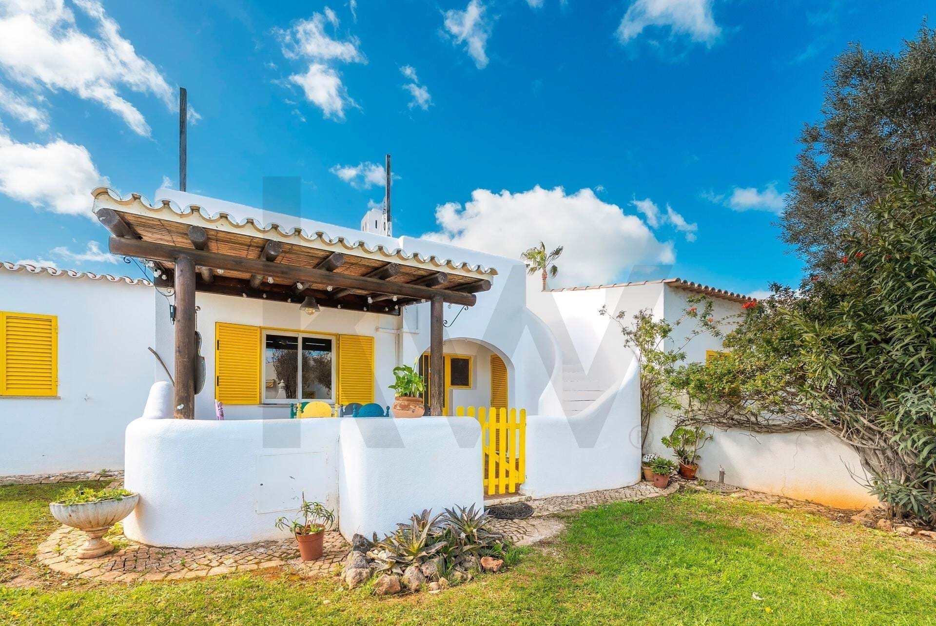 Villa in Vilamoura - view 1