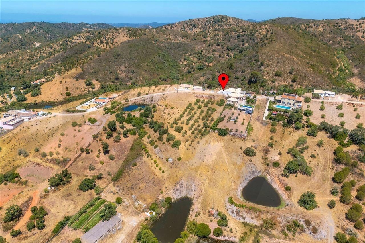 Land in Loule - view 1