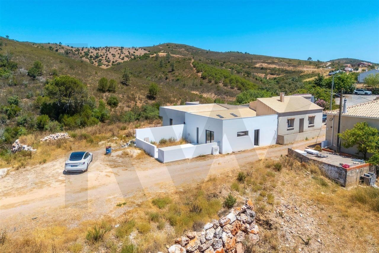 Villa in Loule - view 1