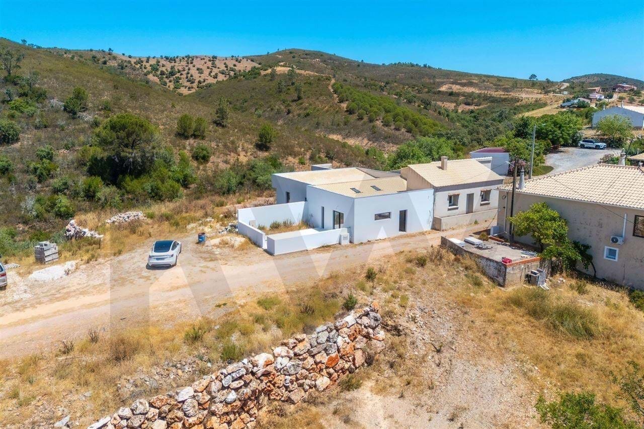 Villa in Loule - view 1