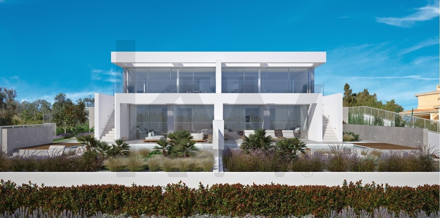Villa in Lagos - view 1