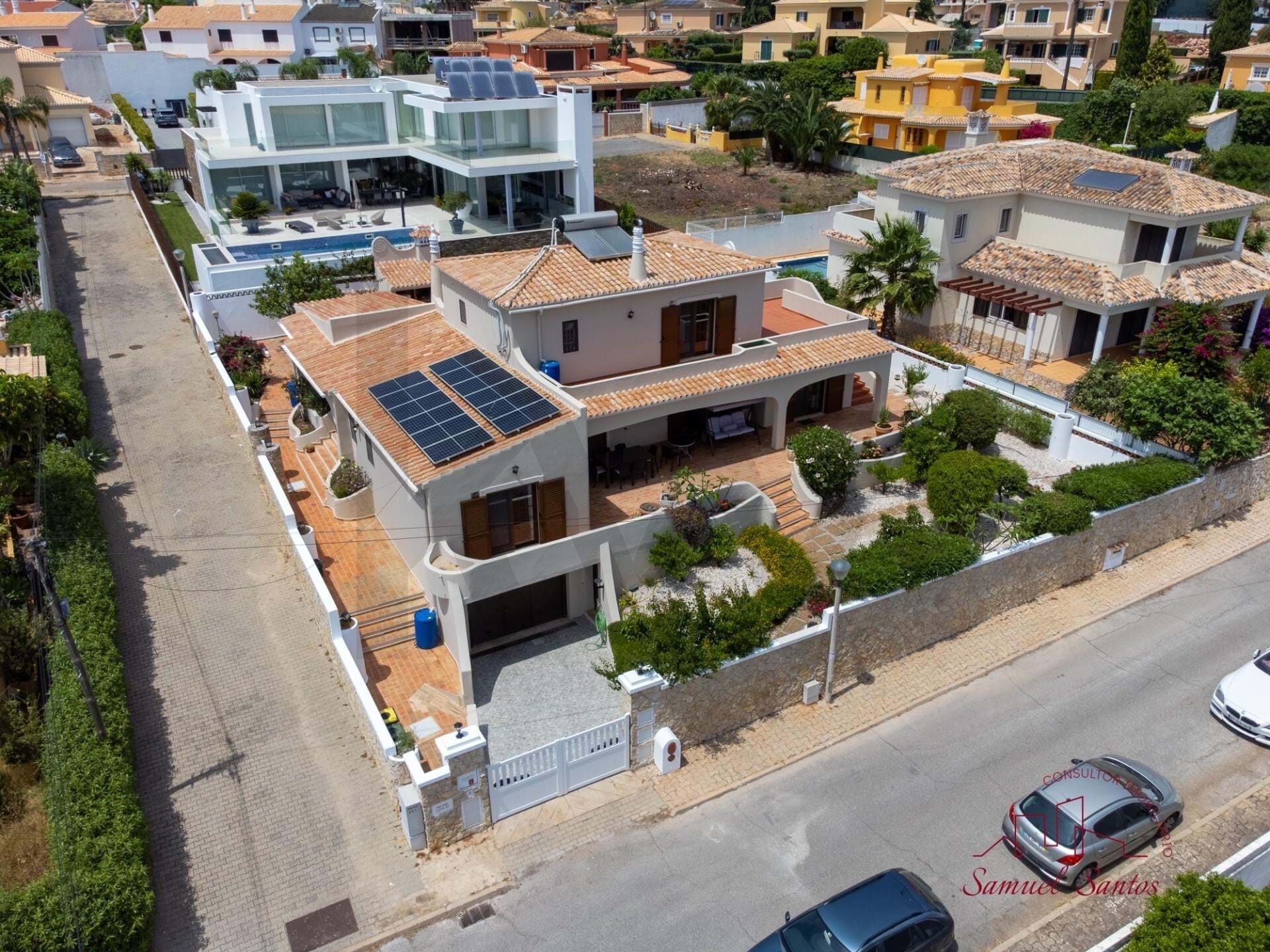 Villa in Loule - view 1