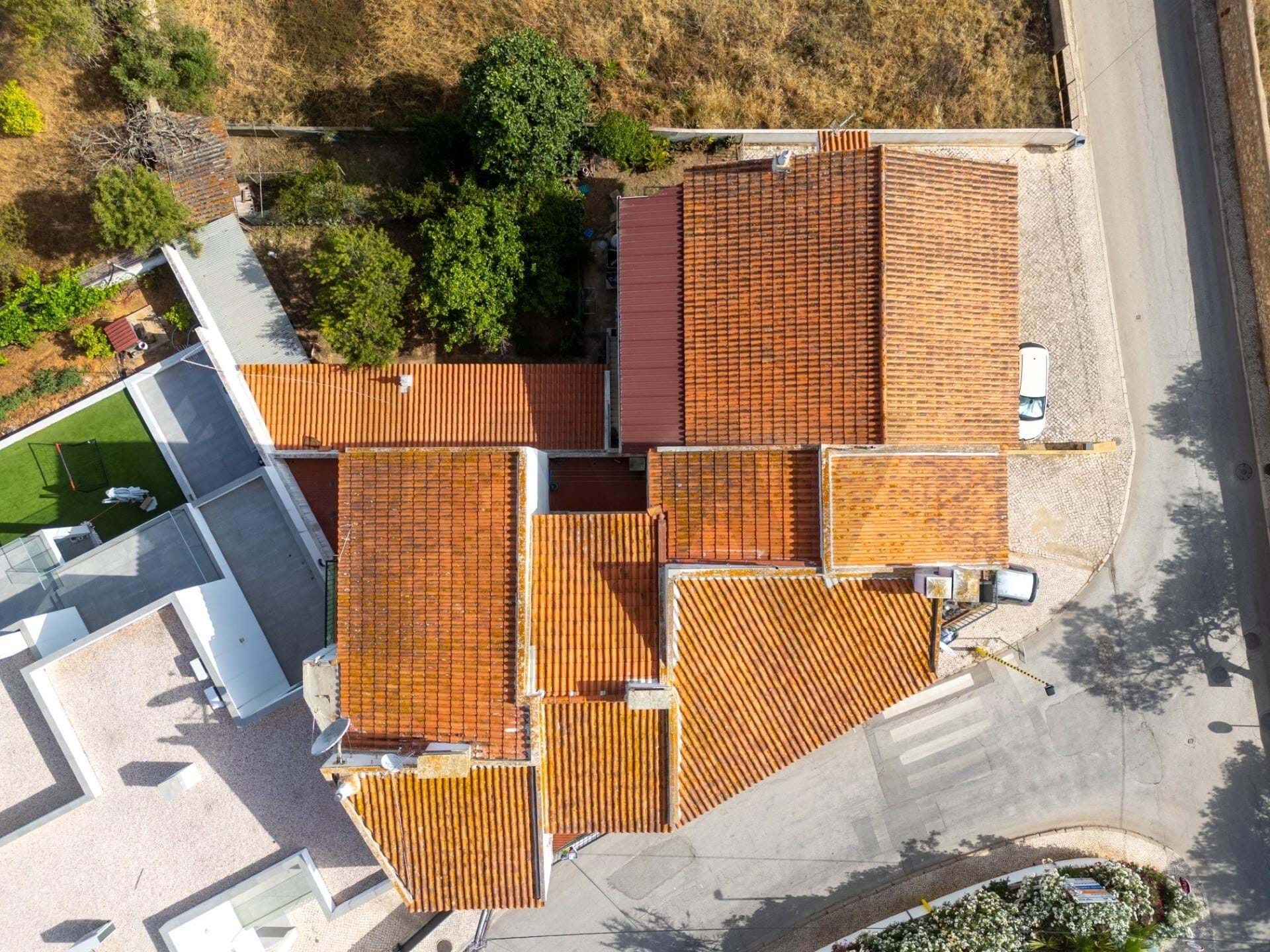 Apartment in Mexilhoeira Grande - view 1