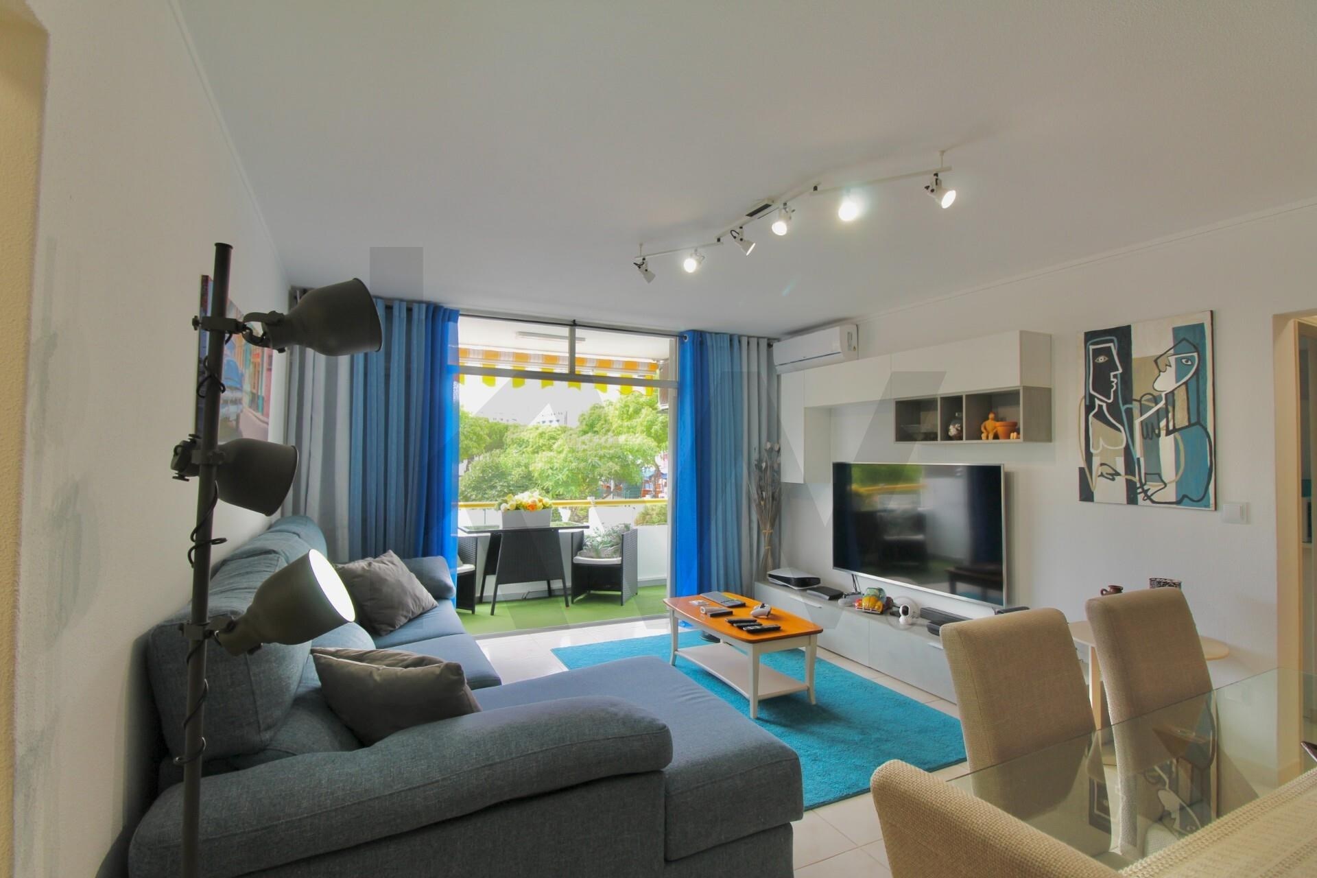 Apartment in Quarteira - view 1
