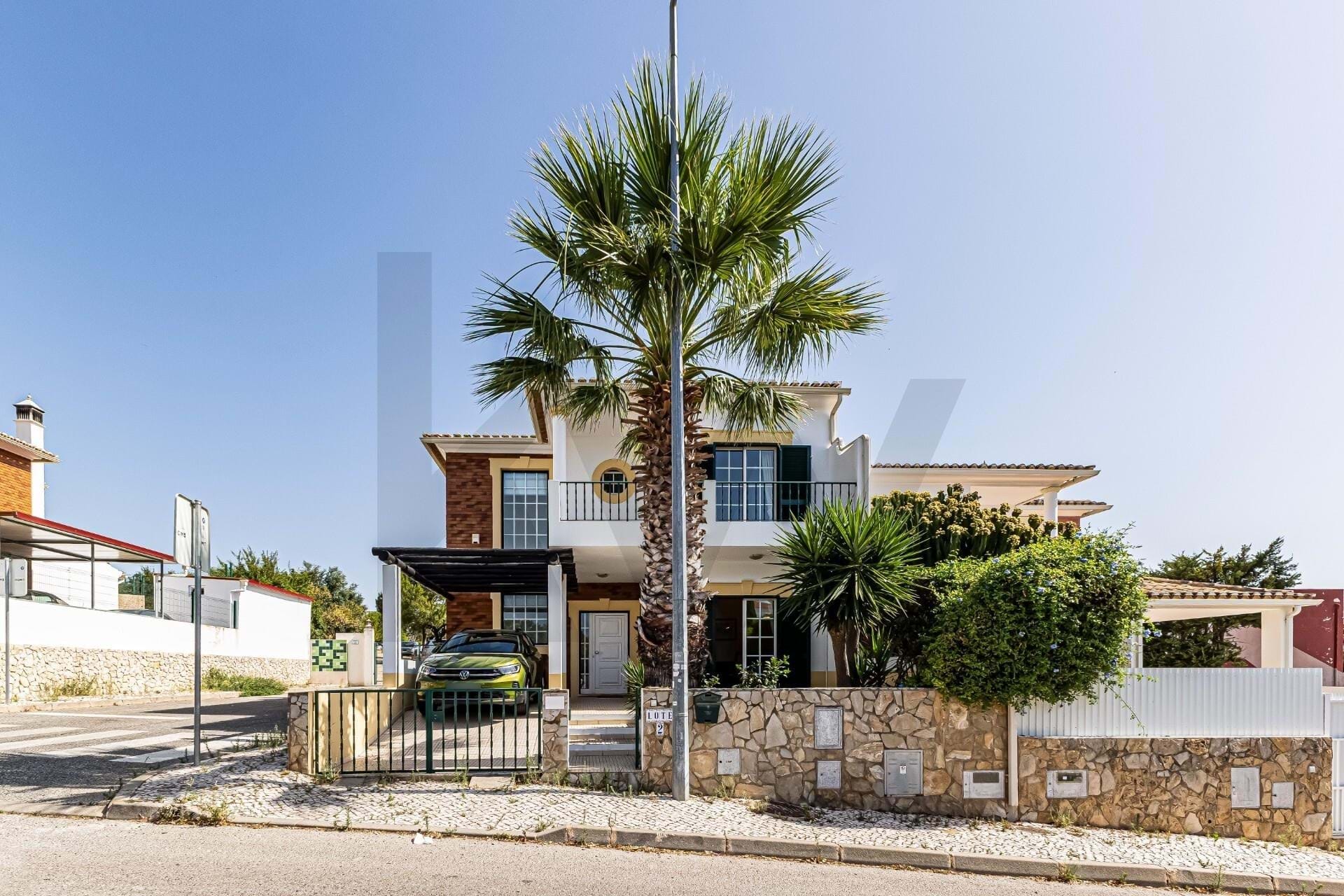 Villa in Alcantarilha - view 1