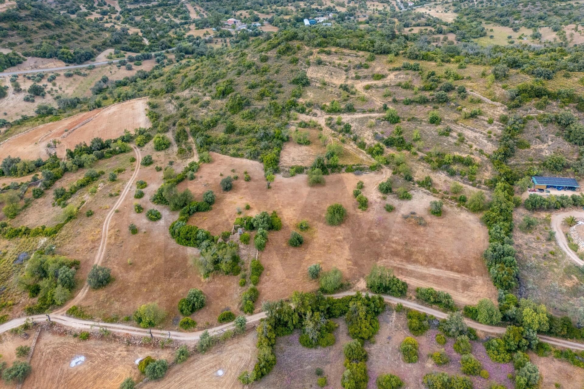 Land in Faro - view 1