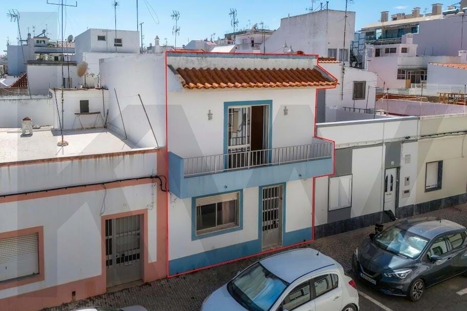 Villa in Vila Real de Santo Antonio - view 1