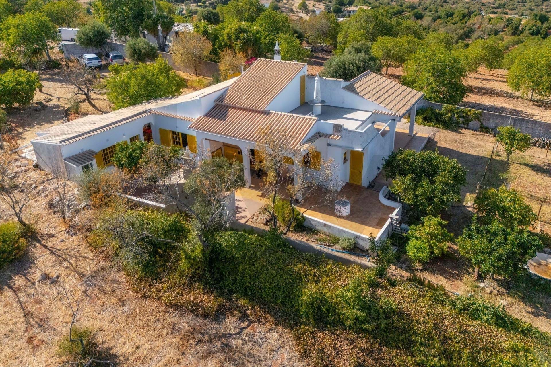Villa in Paderne - view 1
