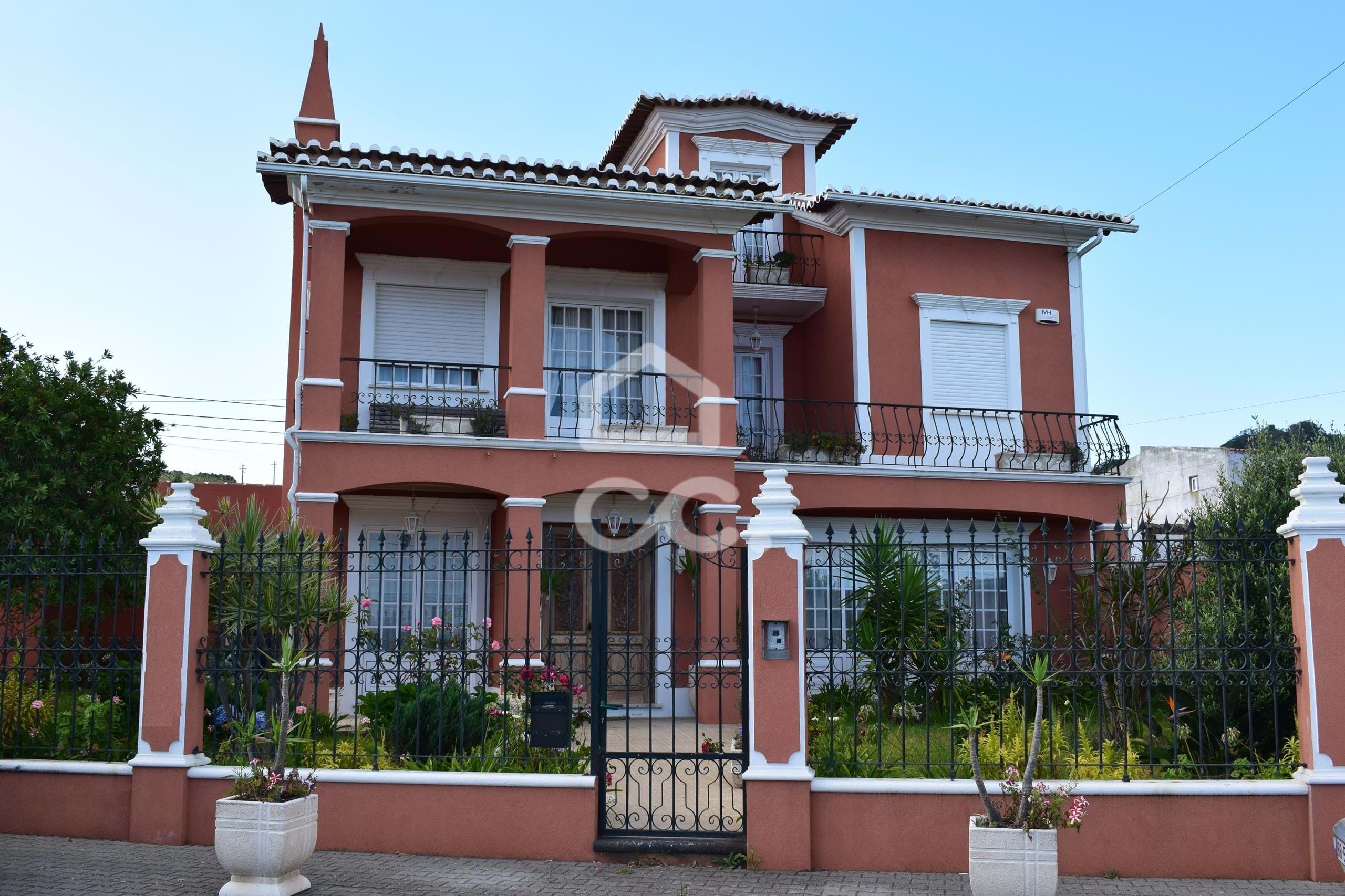 Villa in Porto Judeu - view 1