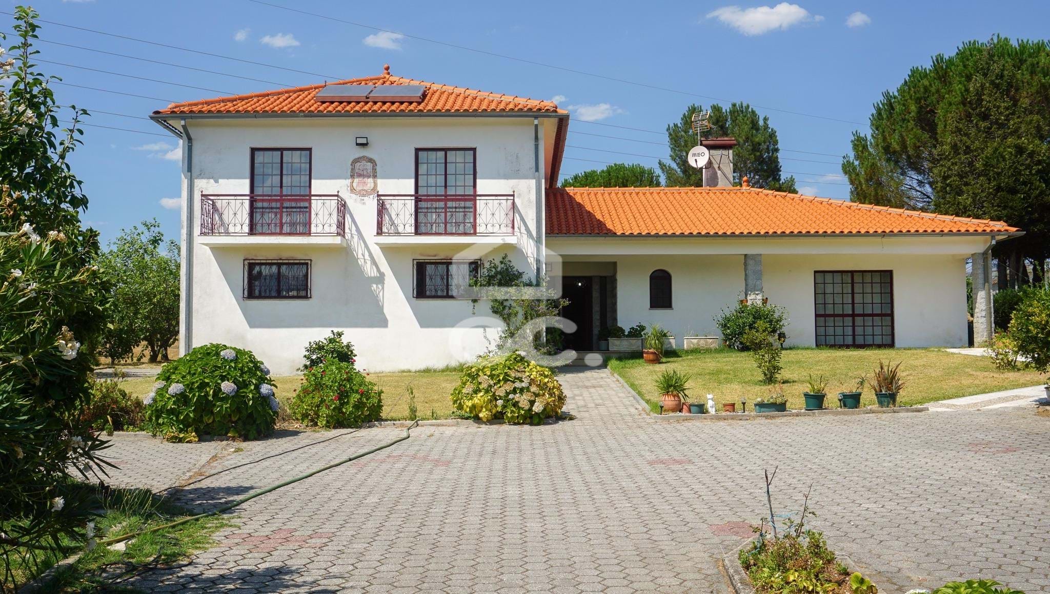 Villa in Gouveia - view 1