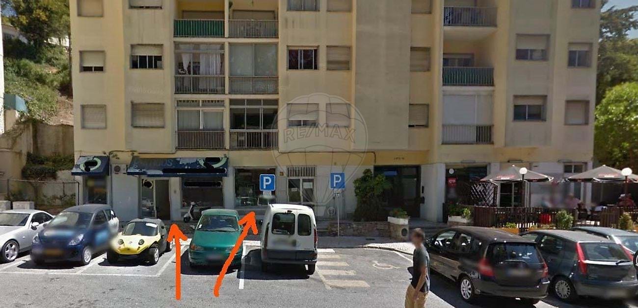 House in Costa do Estoril - view 1