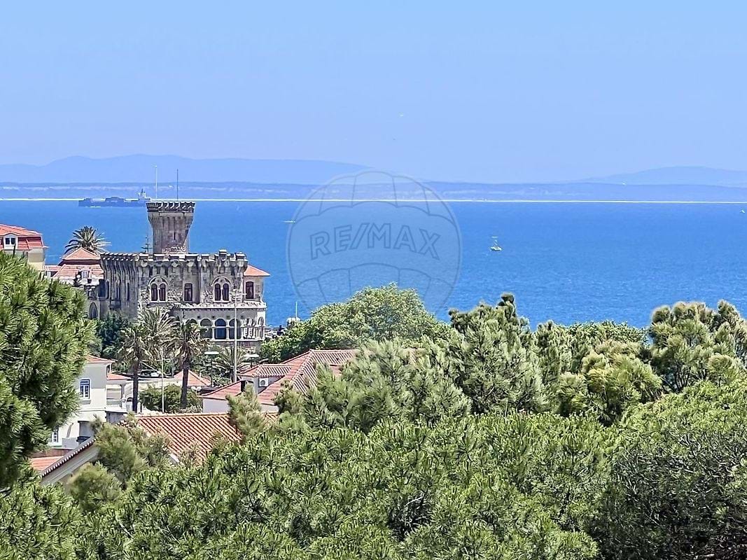Apartment in Costa do Estoril - view 1