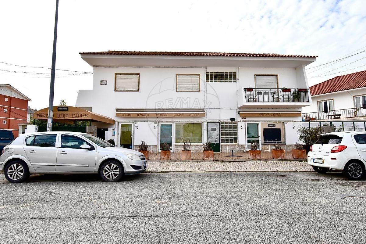 House in Cascais - view 1