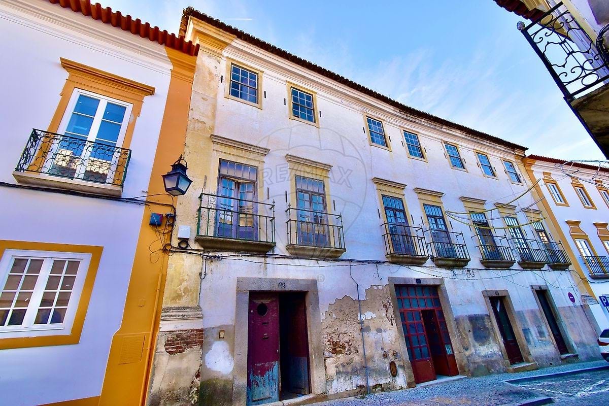 House in Evora - view 1