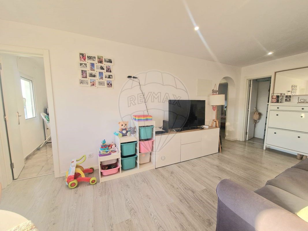 Apartment in Mira-Sintra - view 1