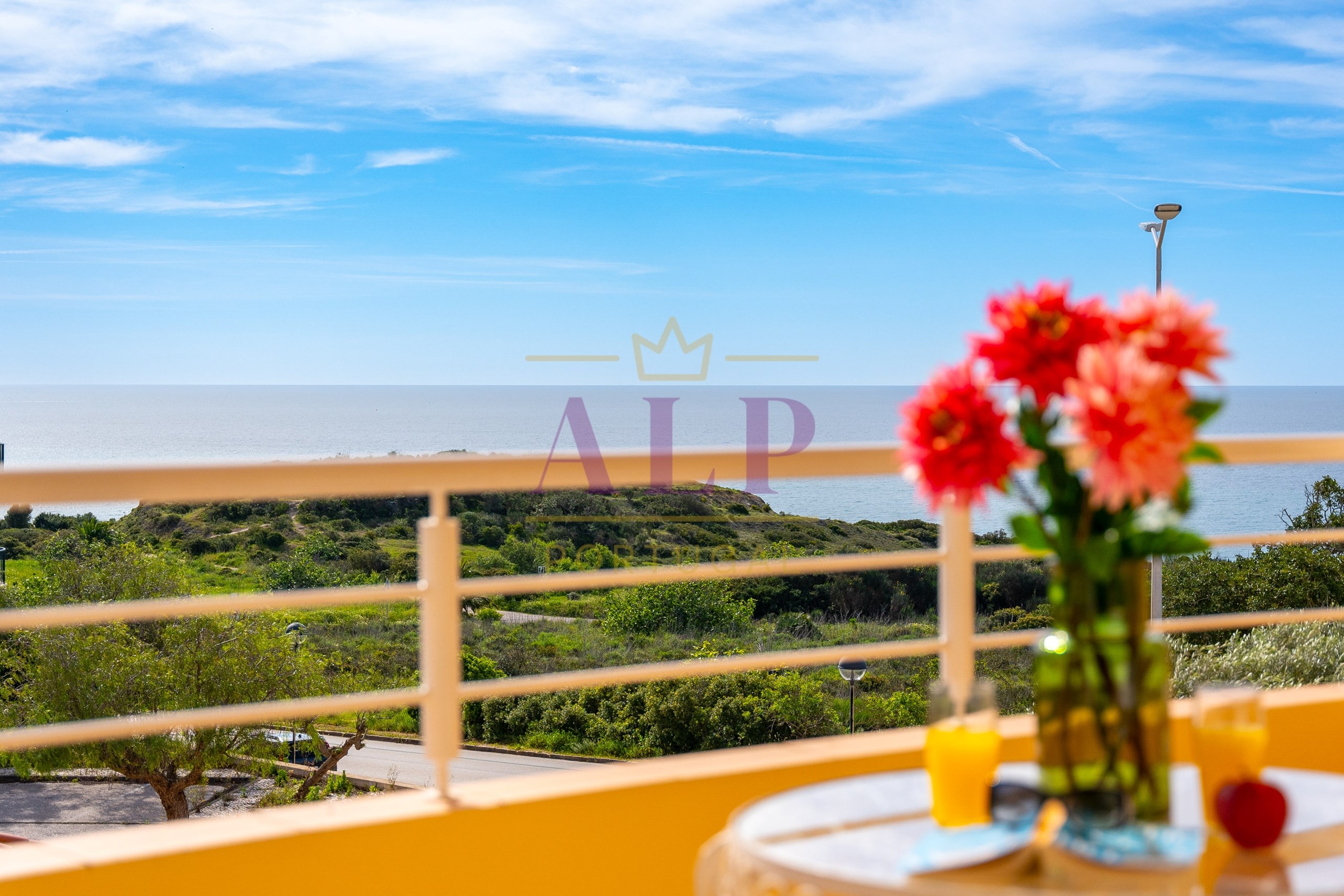 Apartment in Senhora da Luz - view 1