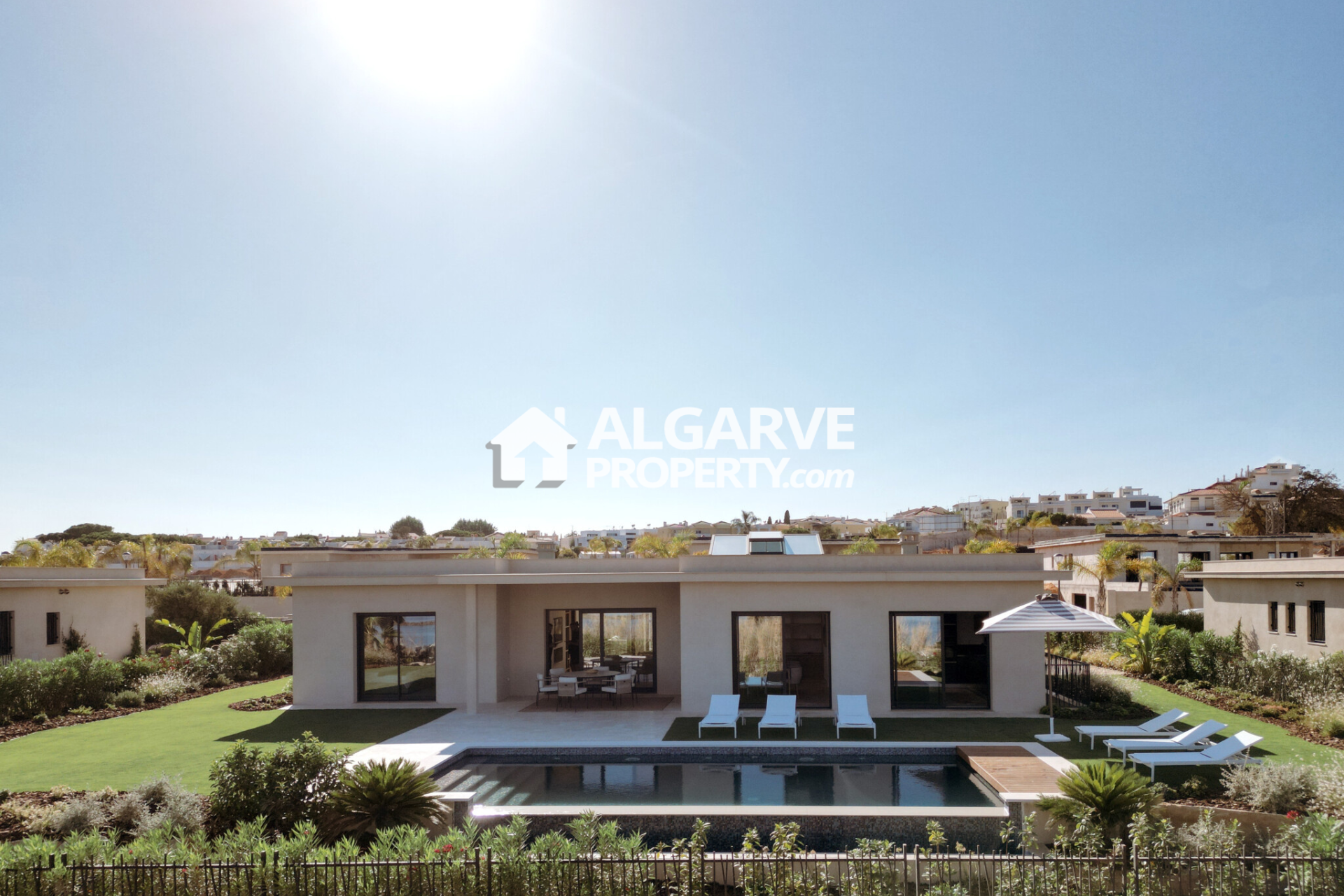 Villa in Faro - view 1