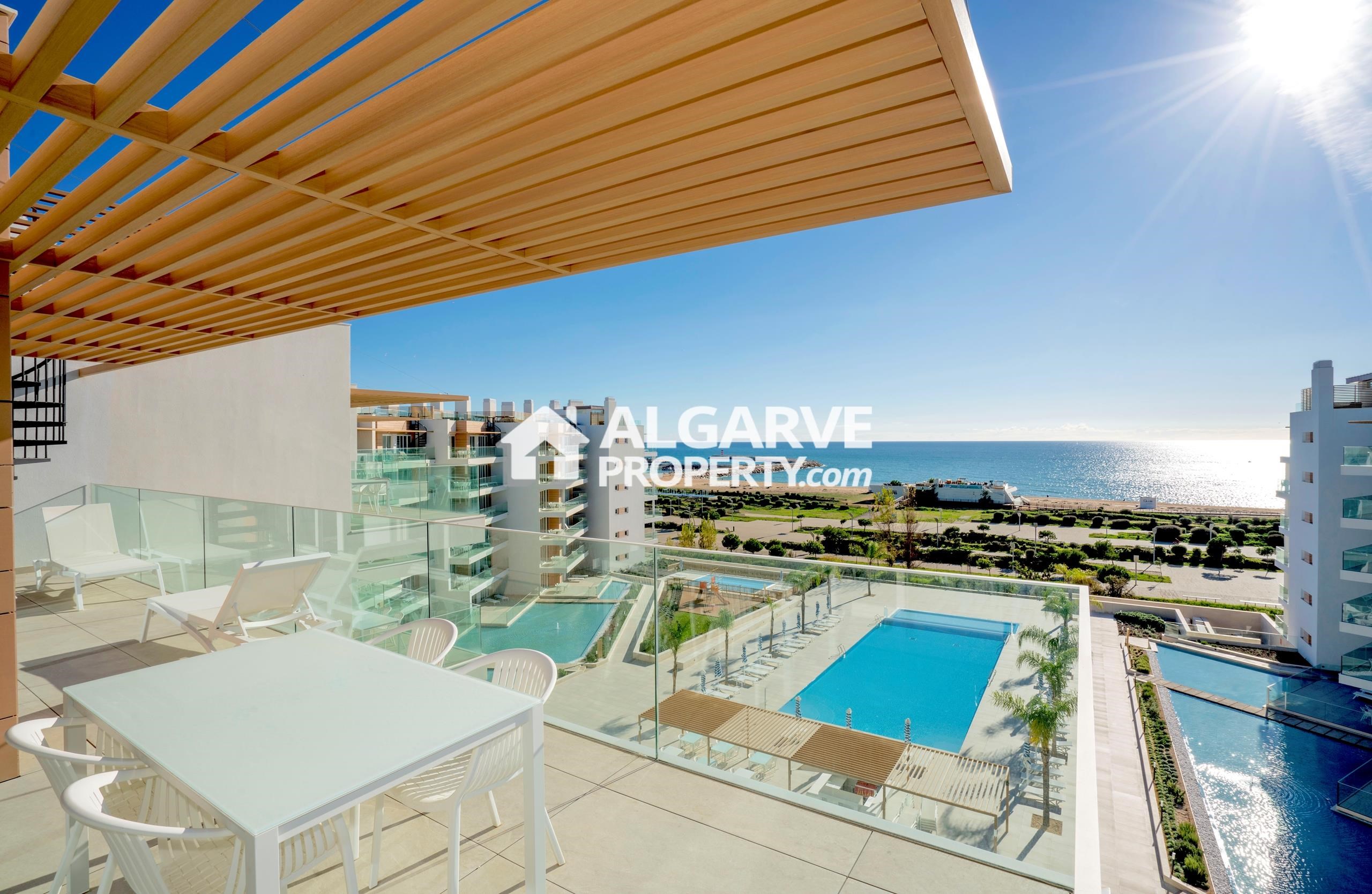 Apartment in Quarteira - view 1