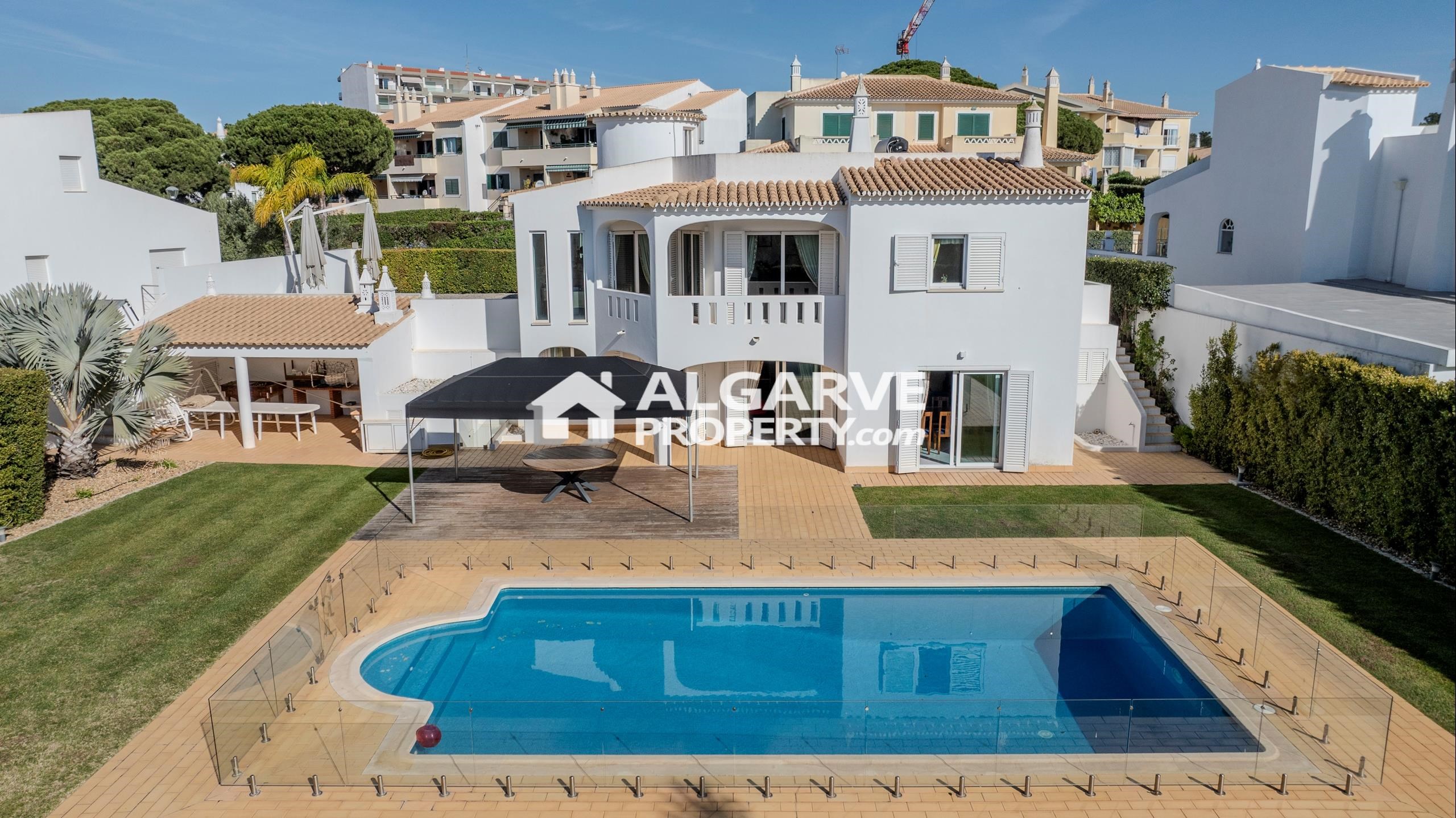 Villa in Quarteira - view 1