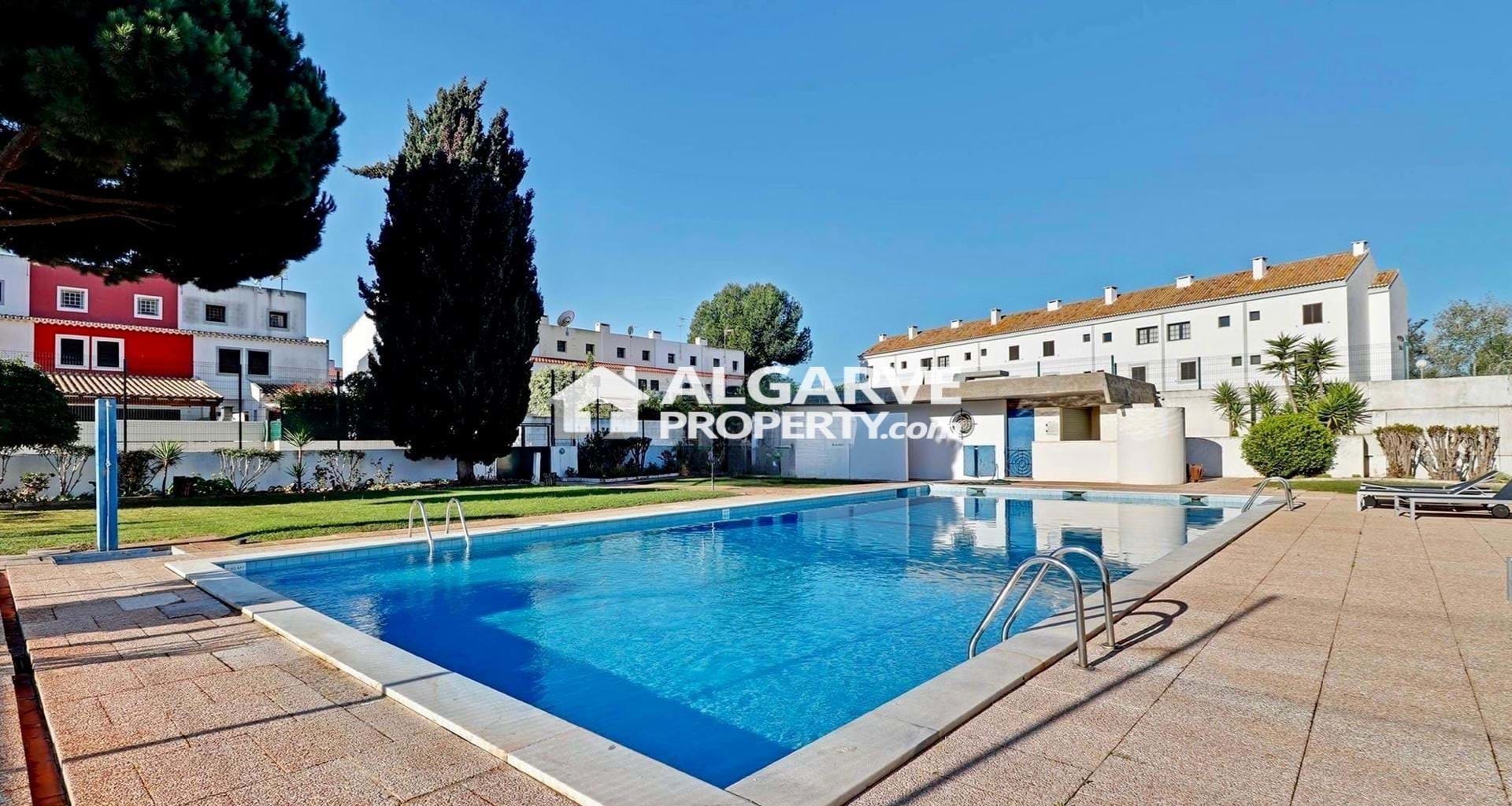 House in Quarteira - view 1