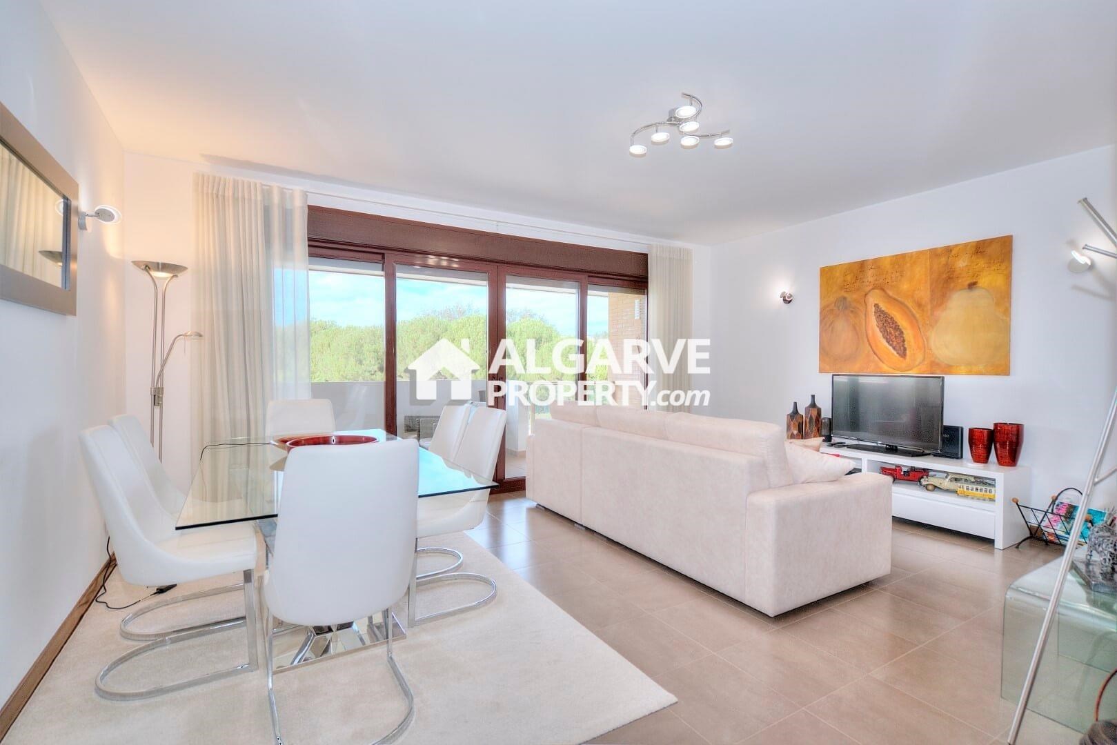 Apartment in Quarteira - view 1