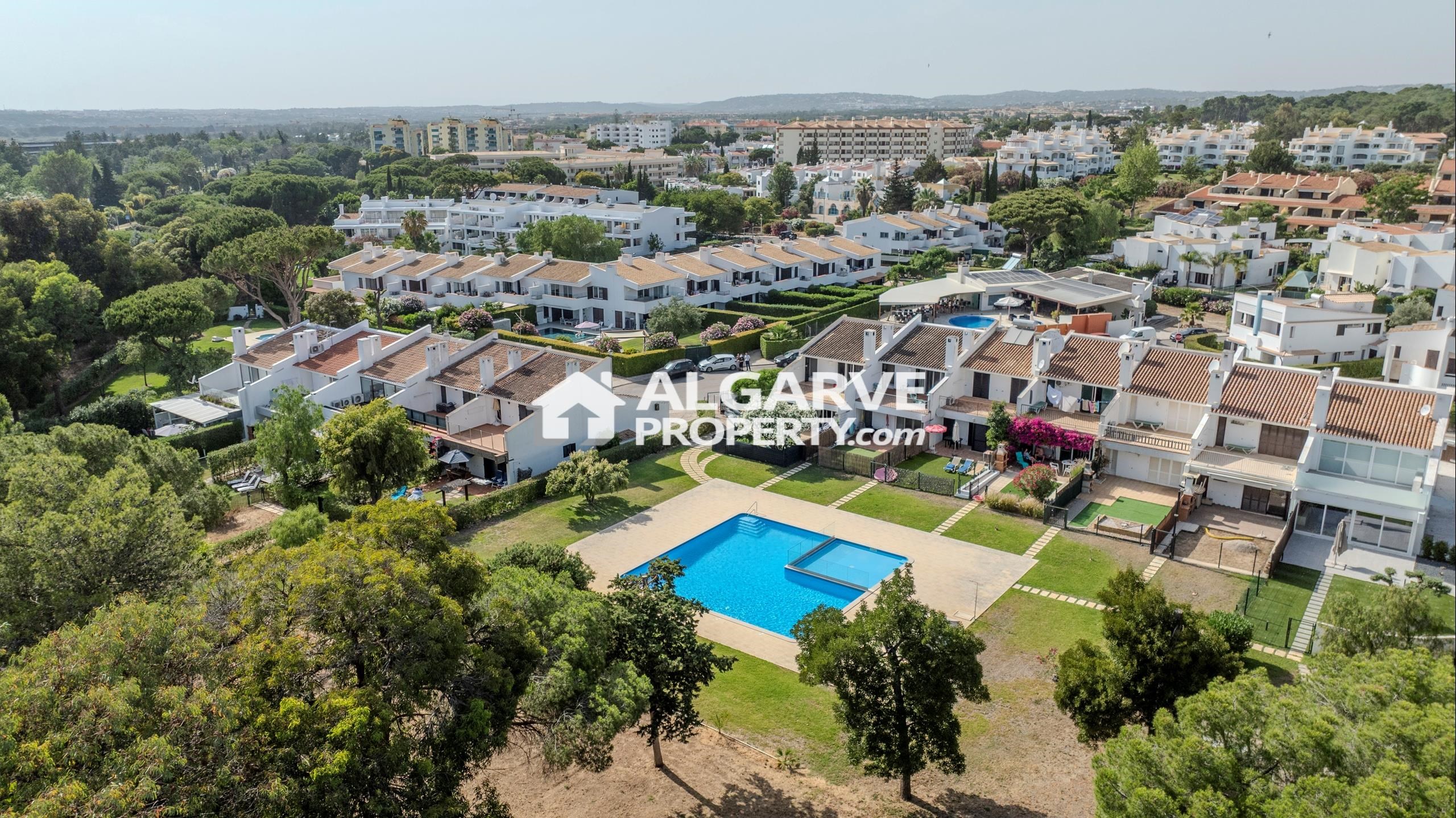 House in Quarteira - view 1