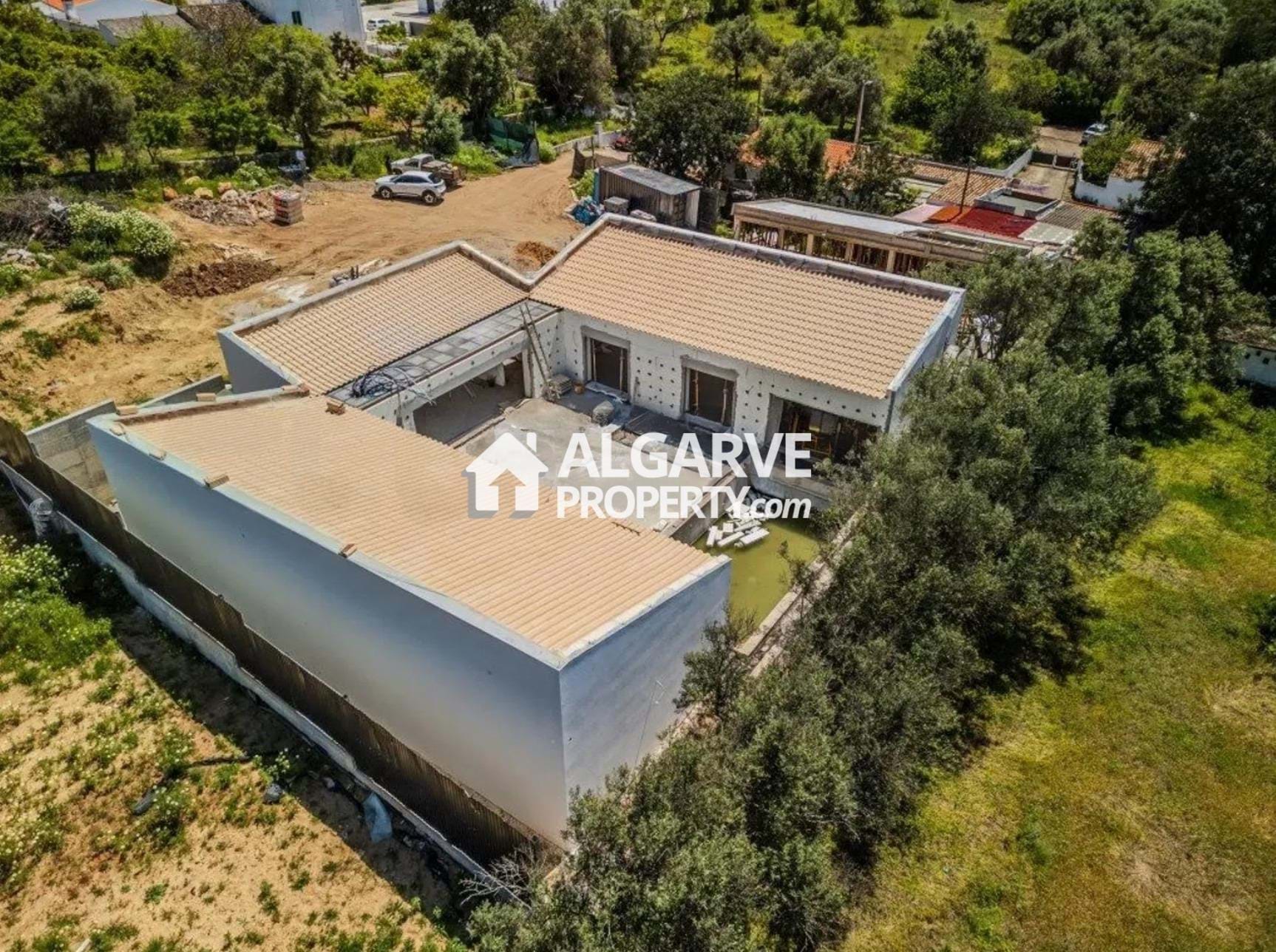Villa in Loule - view 1