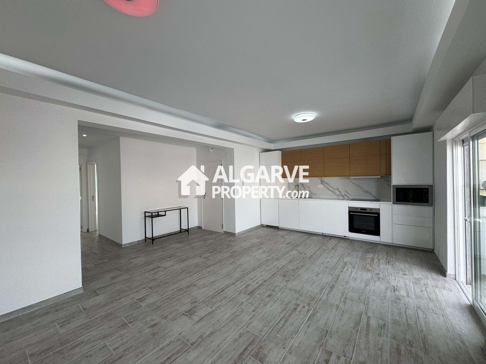 Apartment in Quarteira - view 1