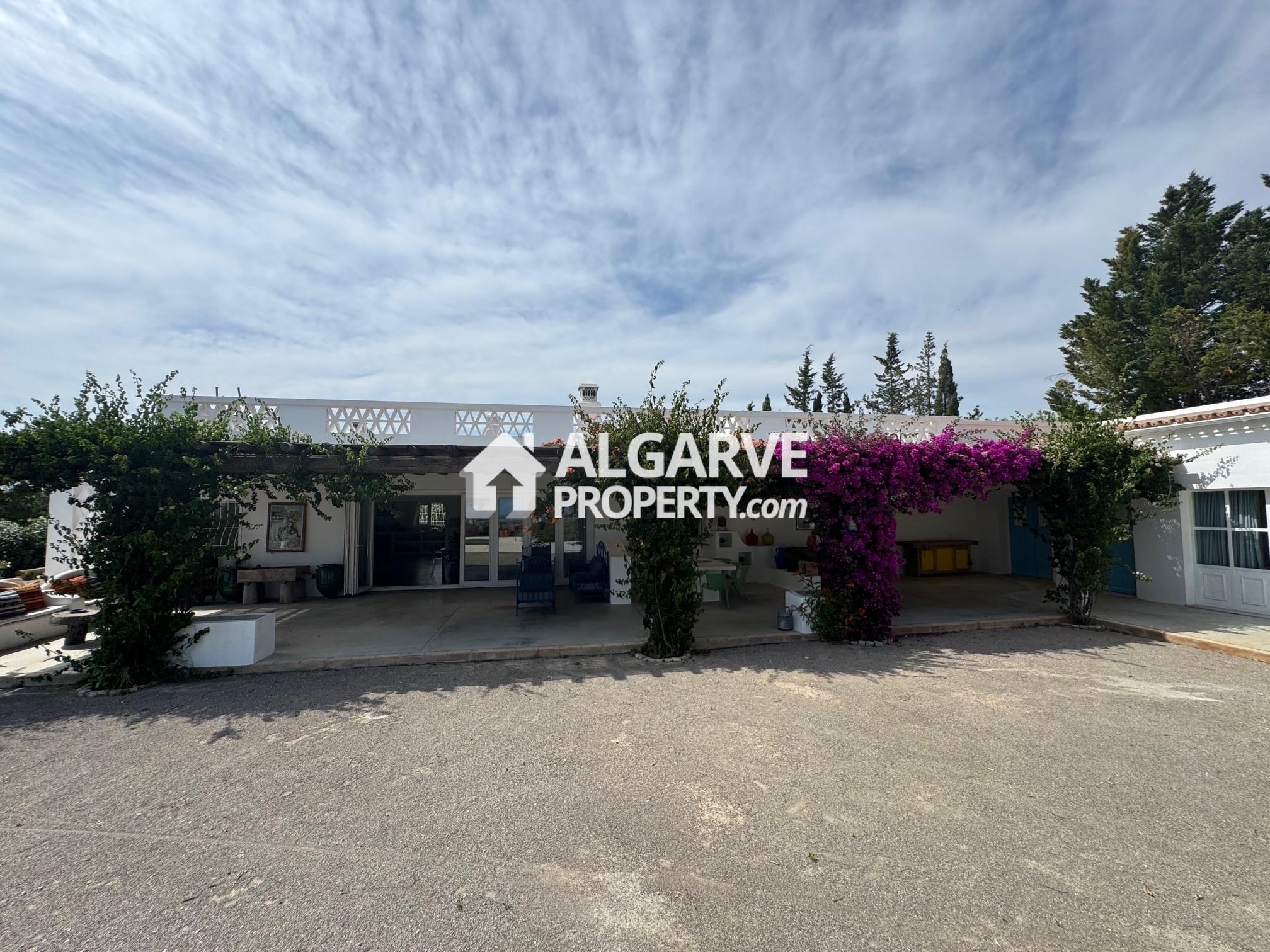 House in Moncarapacho - view 1