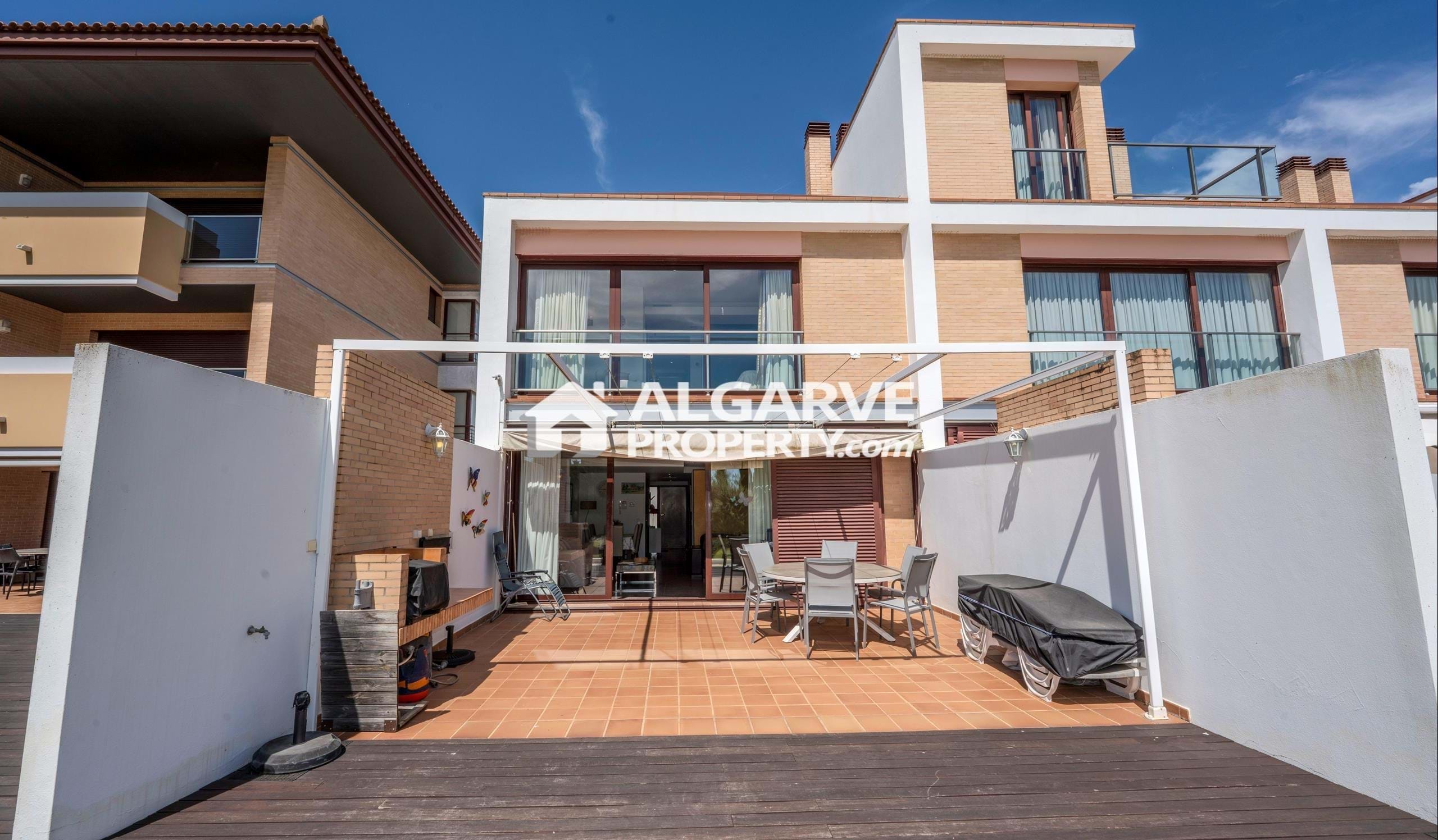 House in Quarteira - view 1