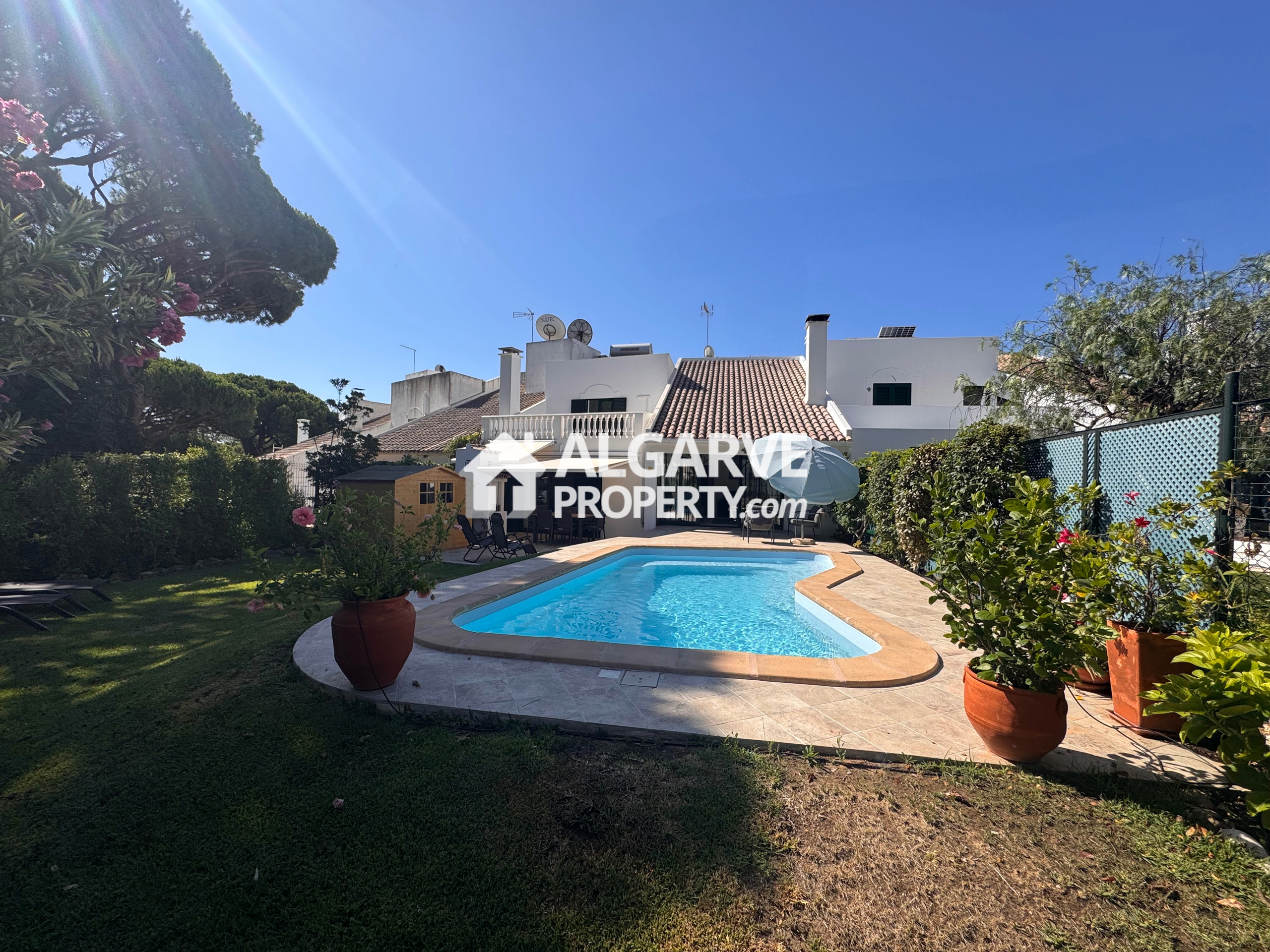 House in Quarteira - view 1