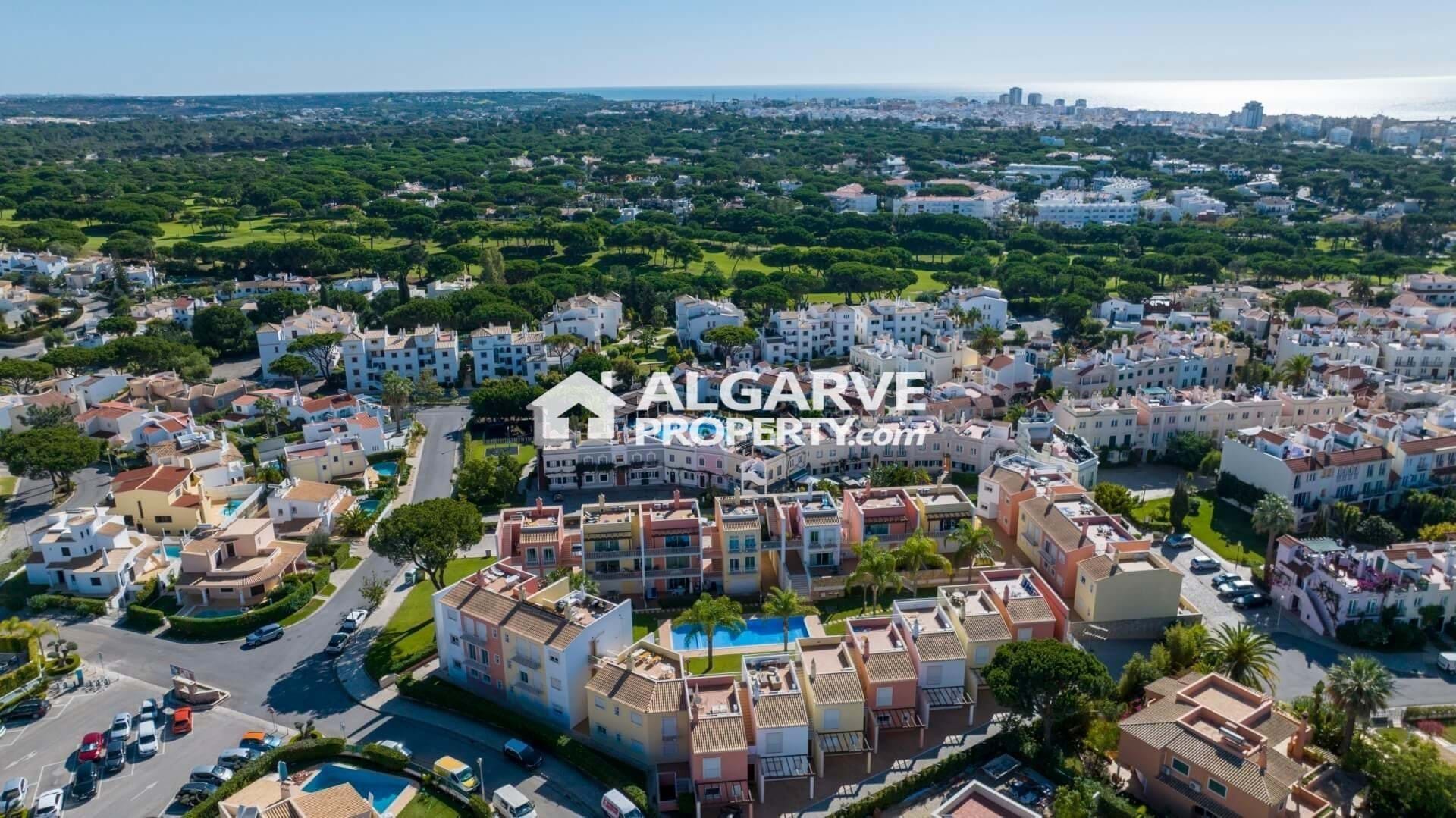 Apartment in Vilamoura - view 1