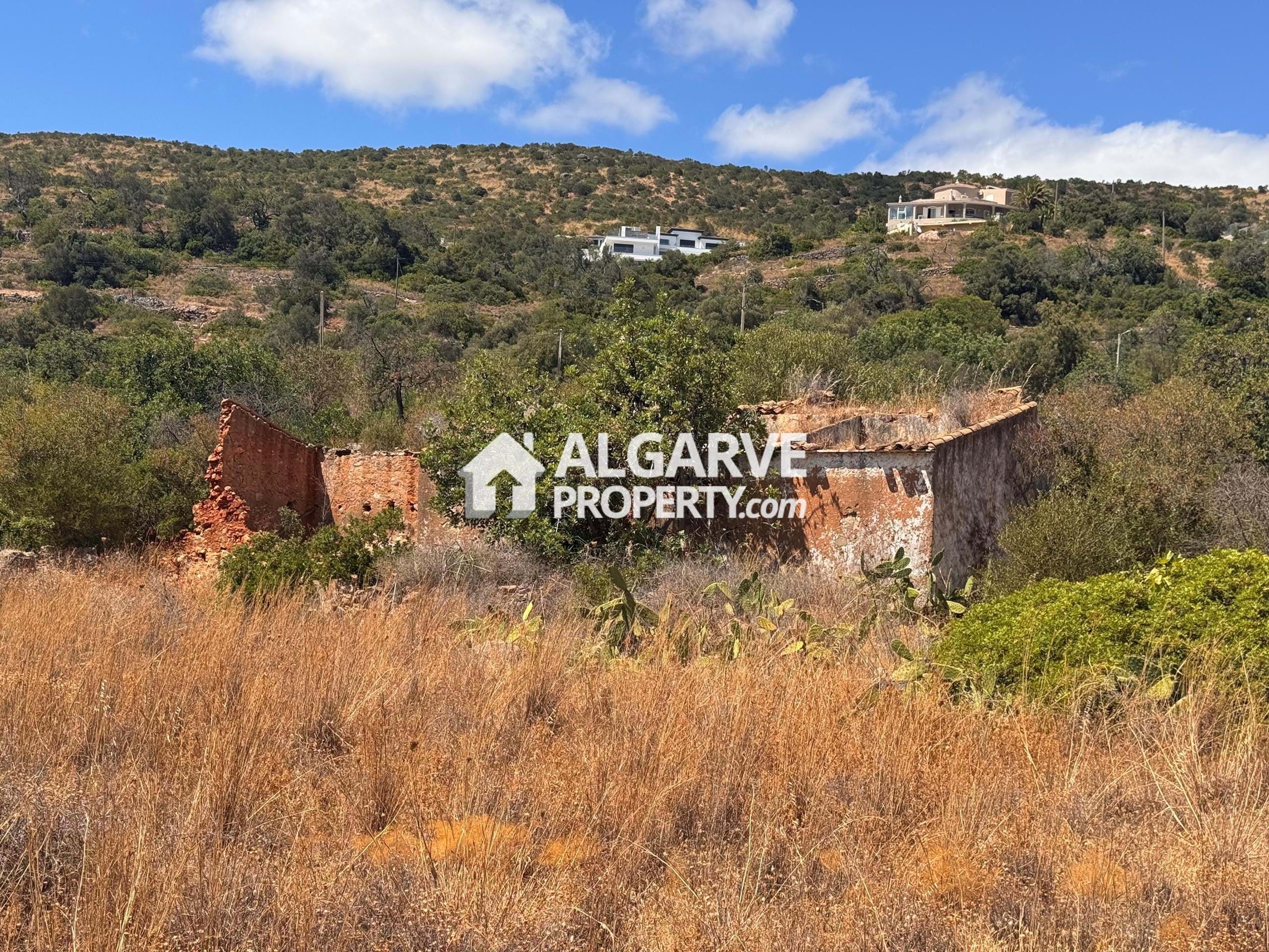 Land in Santa Barbara de Nexe - view 1