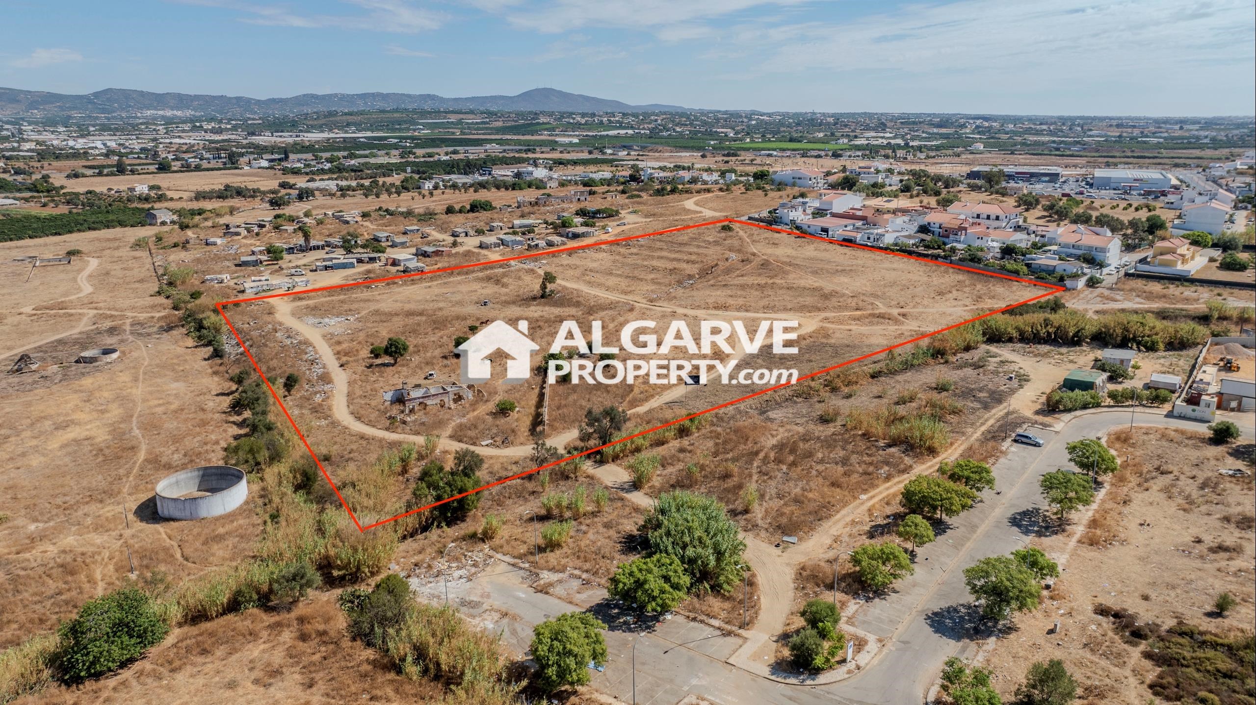 Land in Faro - view 1
