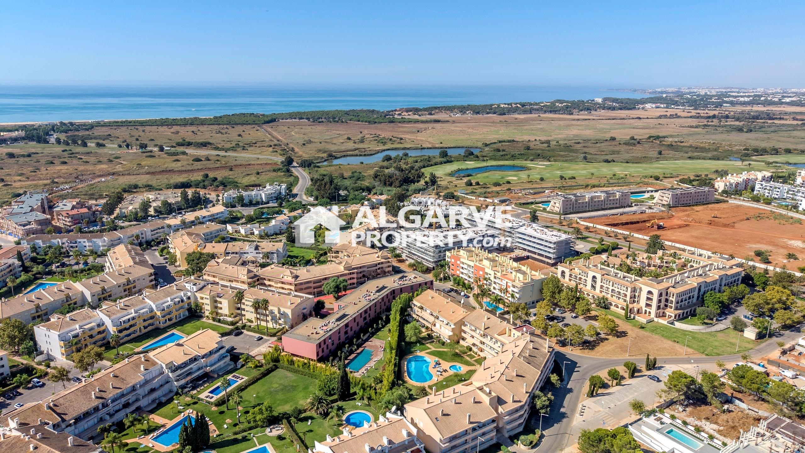 Apartment in Vilamoura - view 1