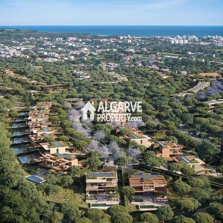 Land in Loule - view 1