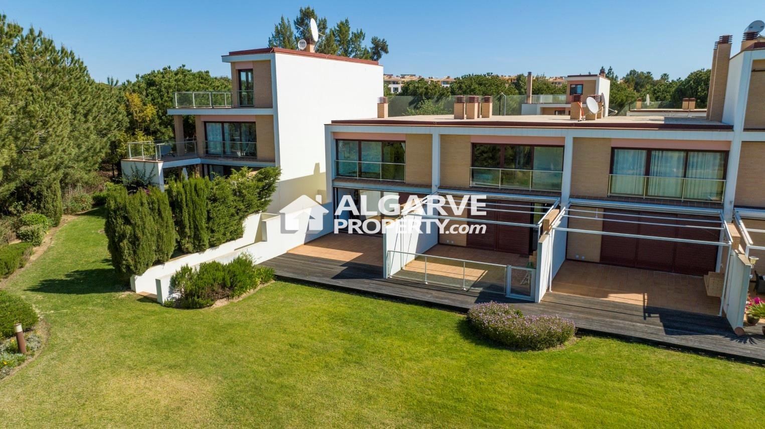 House in Quarteira - view 1