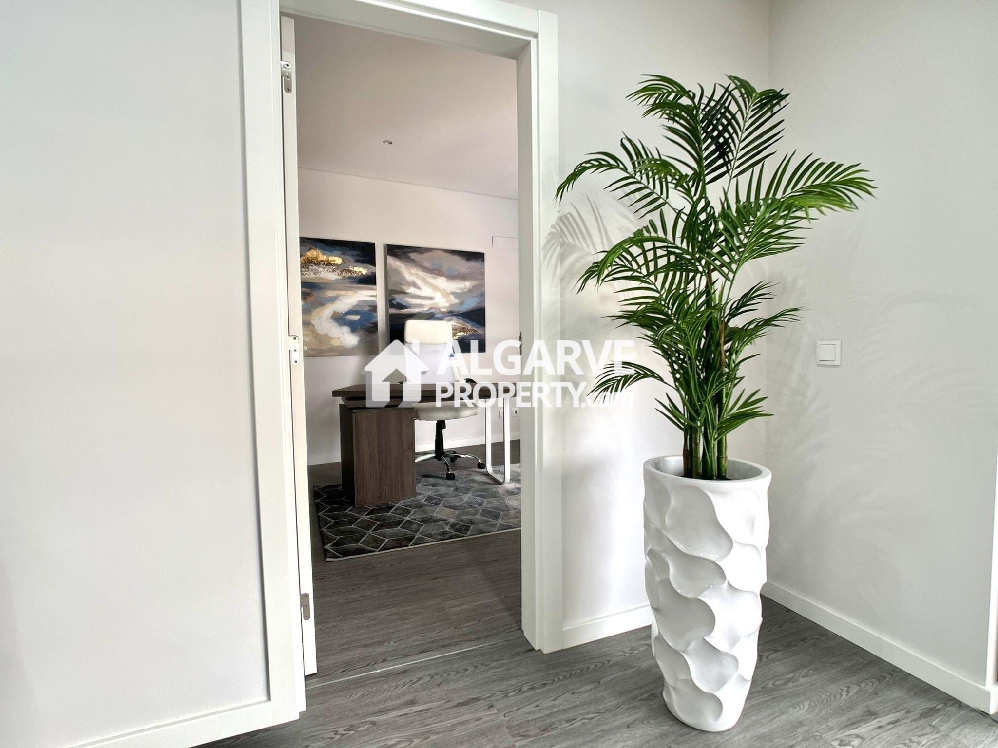 Apartment in Quelfes - view 1